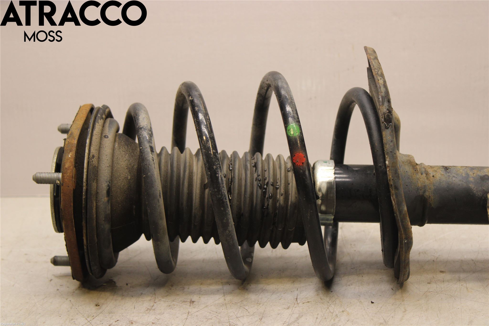 Toyota AVENSIS 09-15 Fjærbein Foran Venstre