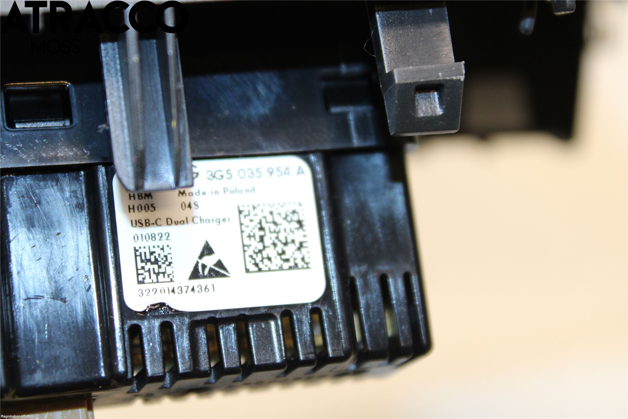 Skoda ENYAQ iV 21- Usb Connection