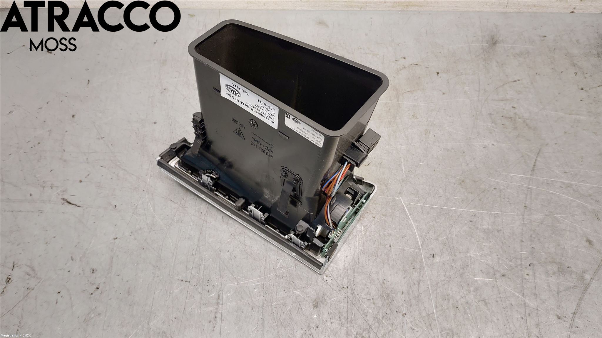 Porsche PANAMERA 09- Dashbord Kanal - Dyse