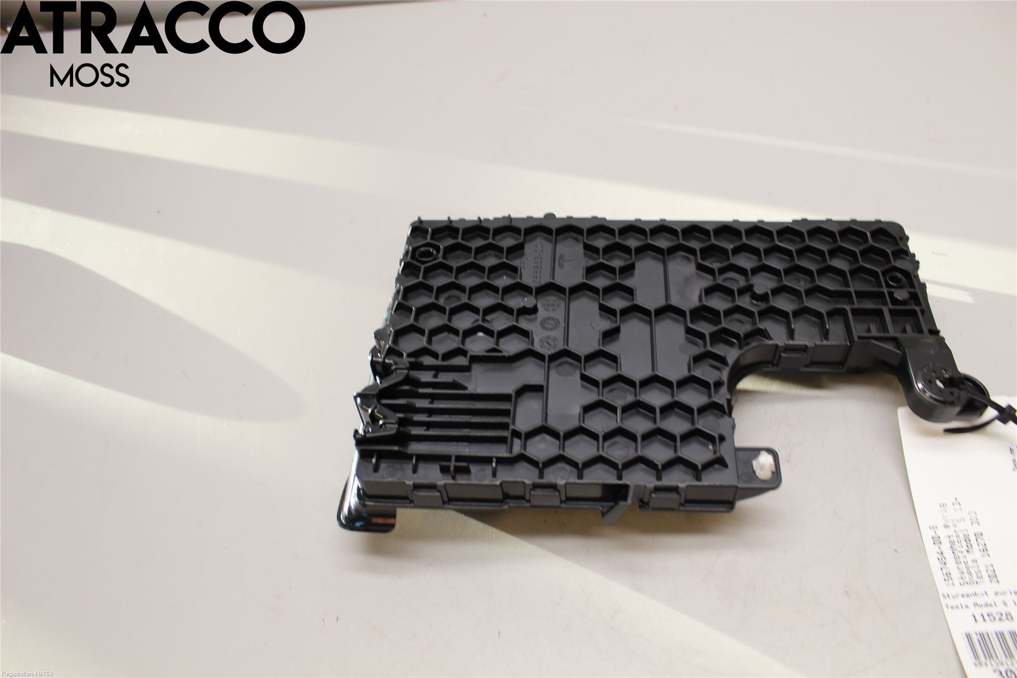 Tesla MODEL 3 17- Styreenhet Øvrig