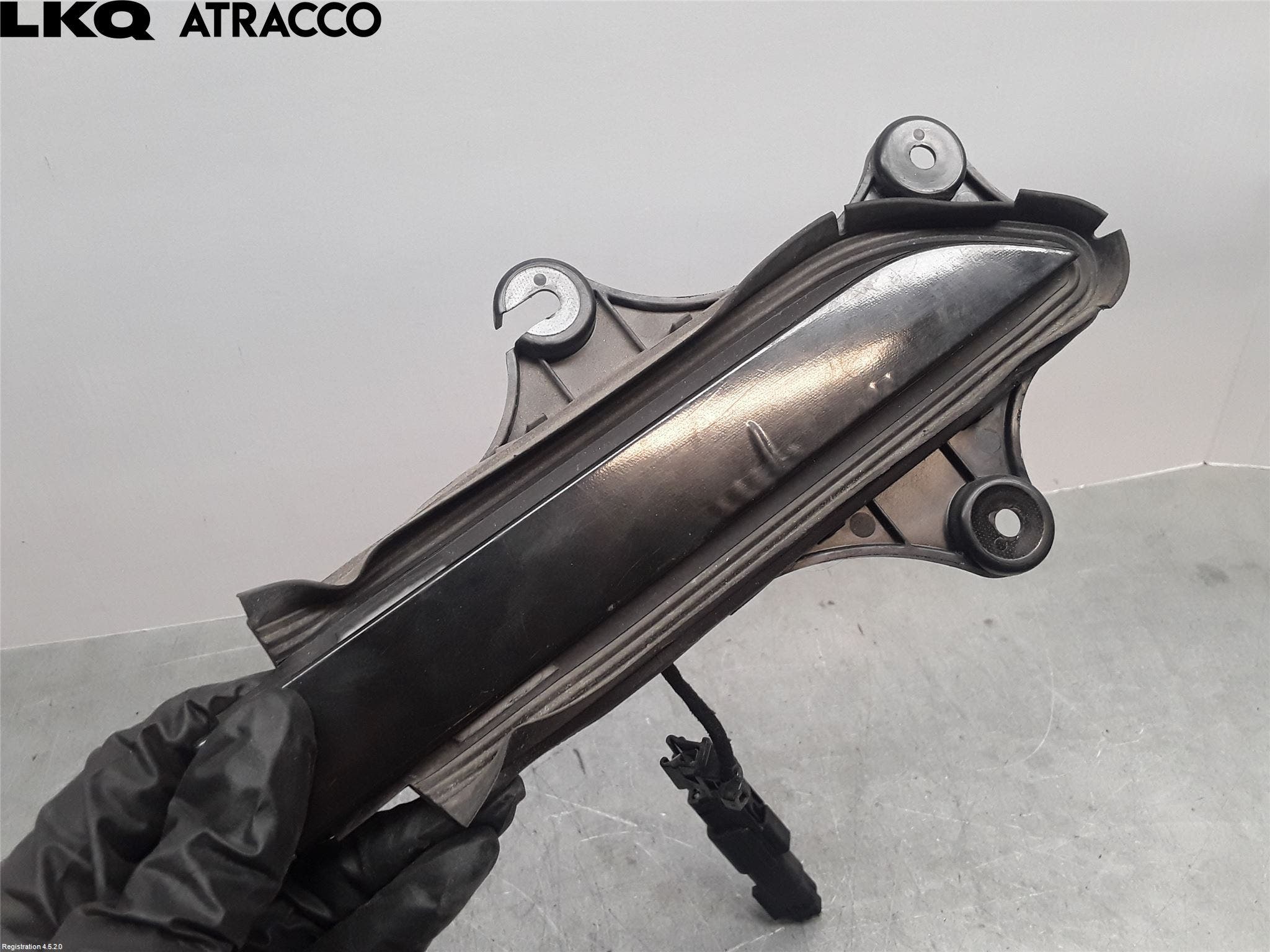 Tesla MODEL X 16- Dørhandtak Ytre Høyre