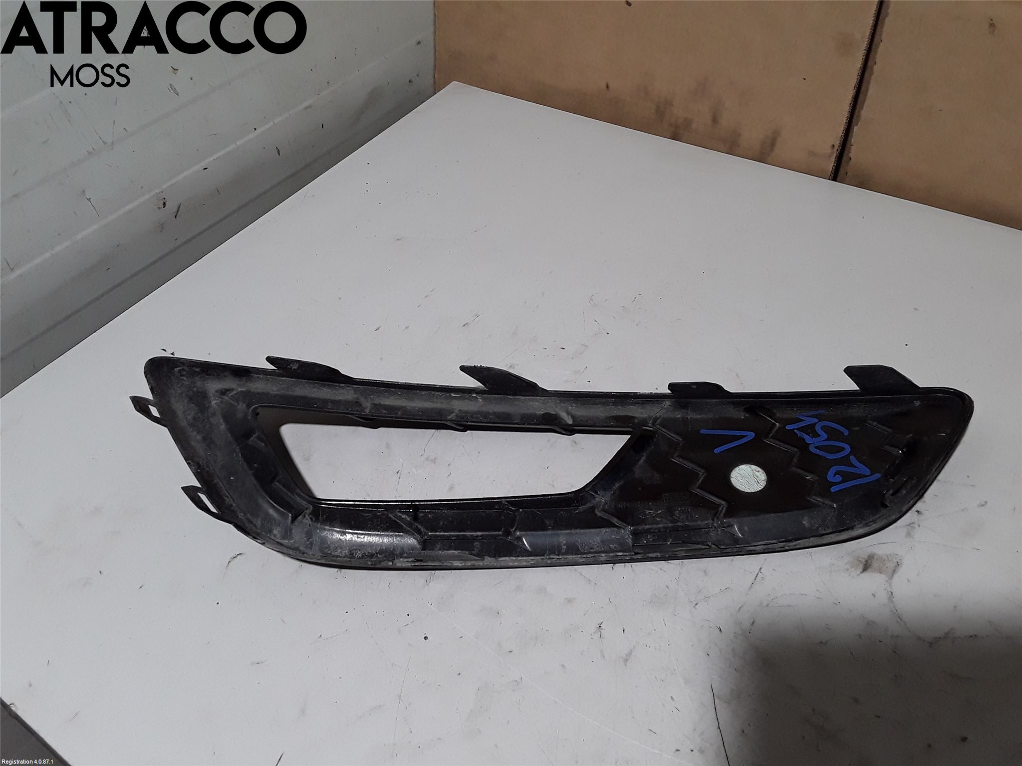 Ford FOCUS 15-18 Grilldel Venstre