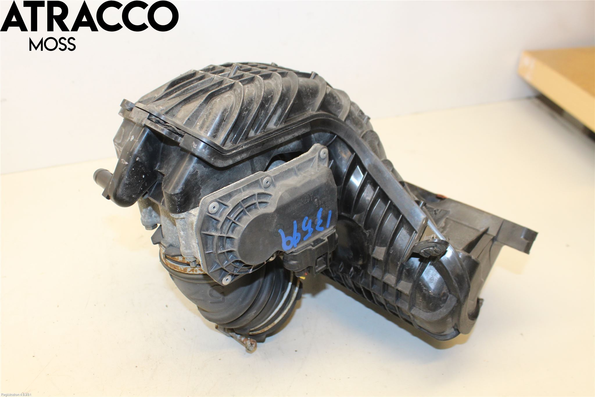 Toyota AURIS 10-12 Innsugningsmanifold