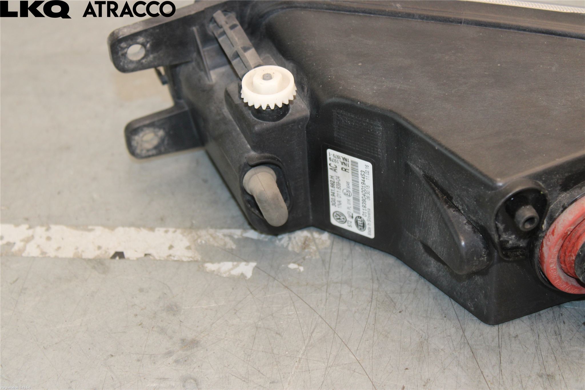 Volkswagen VW PASSAT 15-19 Frontlykt-Kurve-Tåkelys
