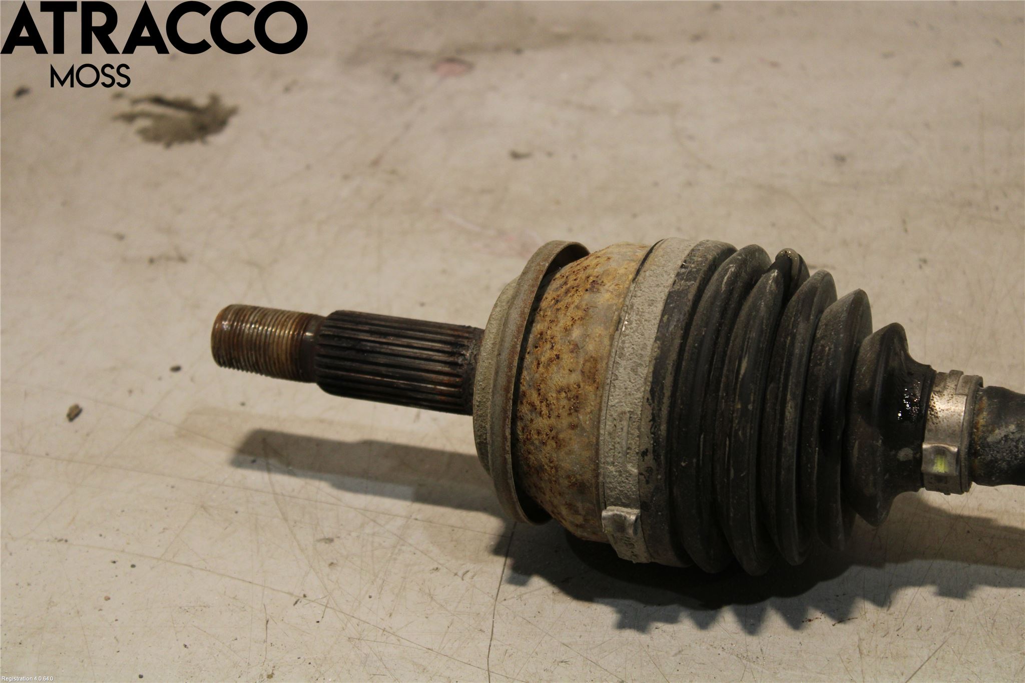 Toyota AURIS 13-19 Drivaksel Foran Kompl Venstre