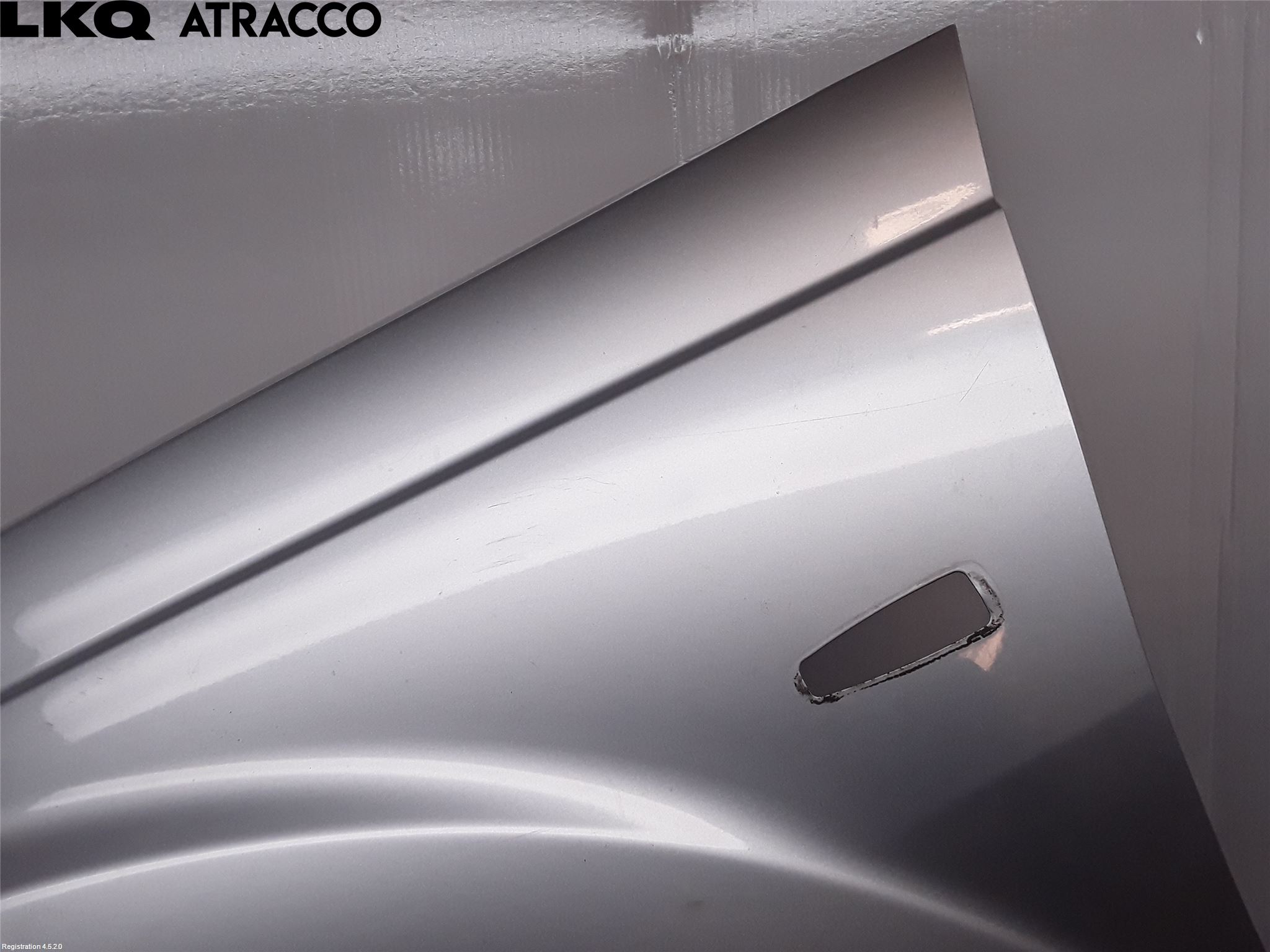 Mitsubishi OUTLANDER 07-12 Skjerm Foran Venstre