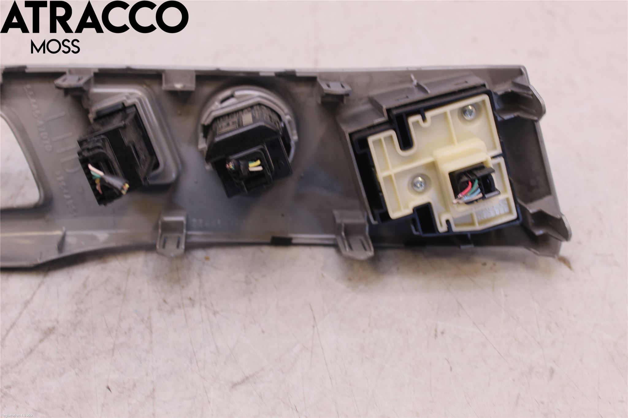 Toyota PRIUS+ ZVW40 12-20 Startknapp Personbil