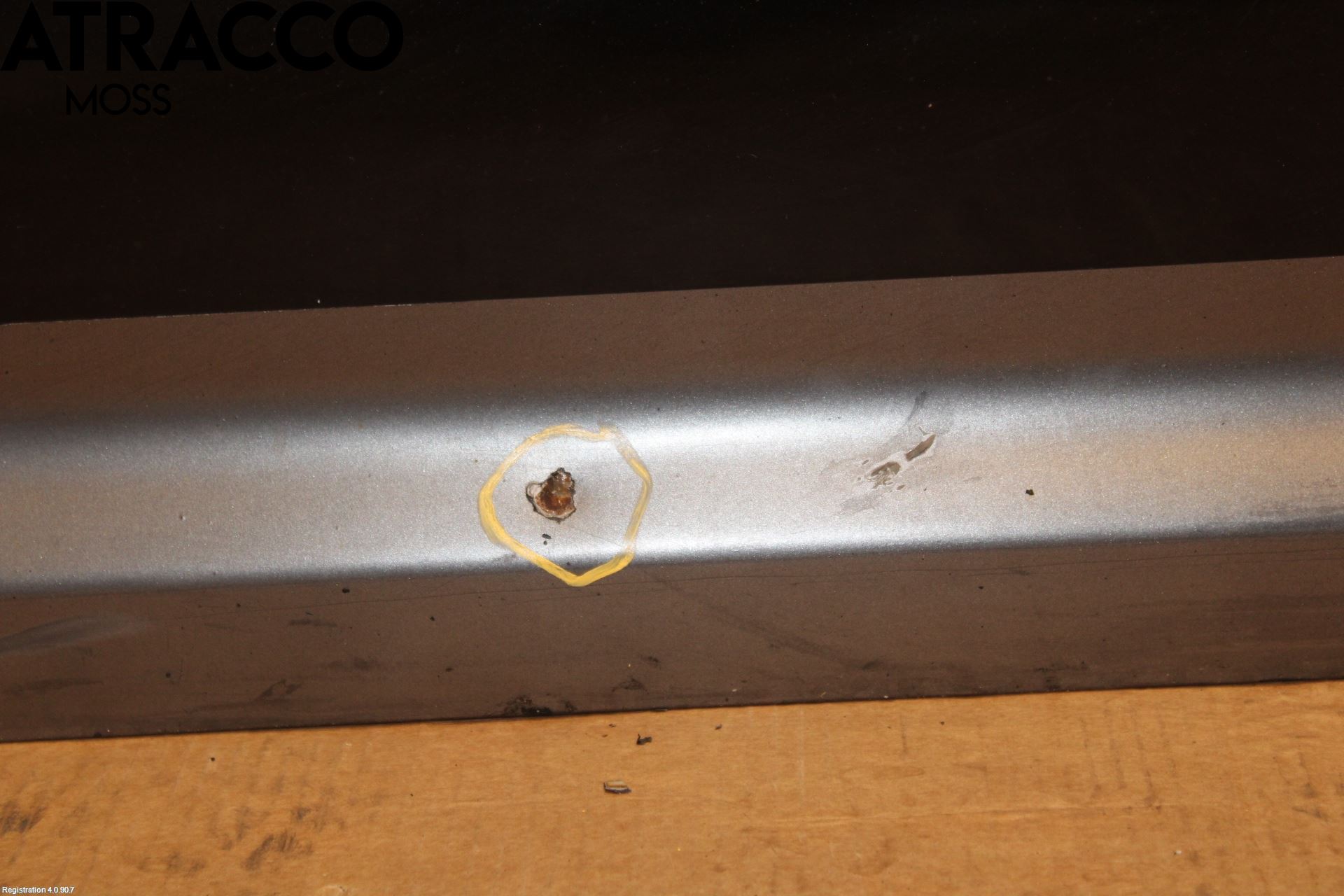 Volkswagen VW CADDY      04-10 Dør 4D Foran Høyre