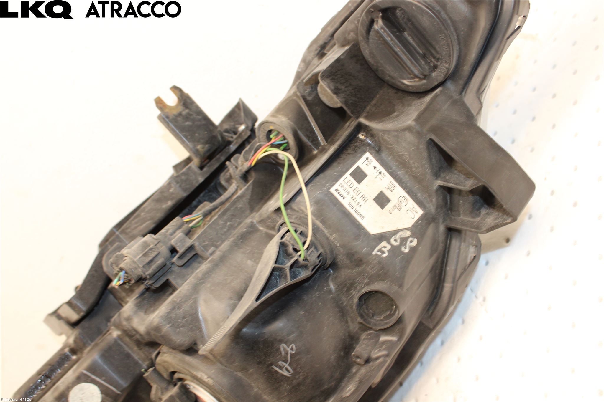 Nissan PULSAR Frontlykt Høyre