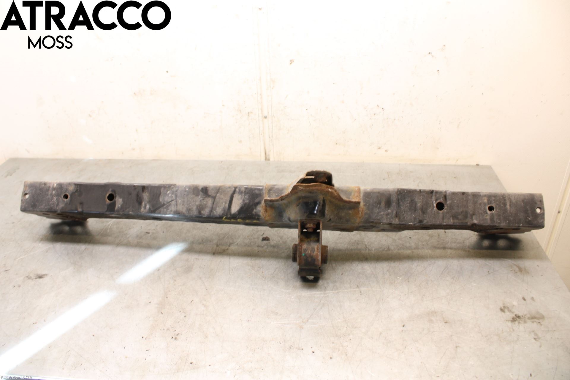 Toyota AURIS 10-12 Front Øvrig