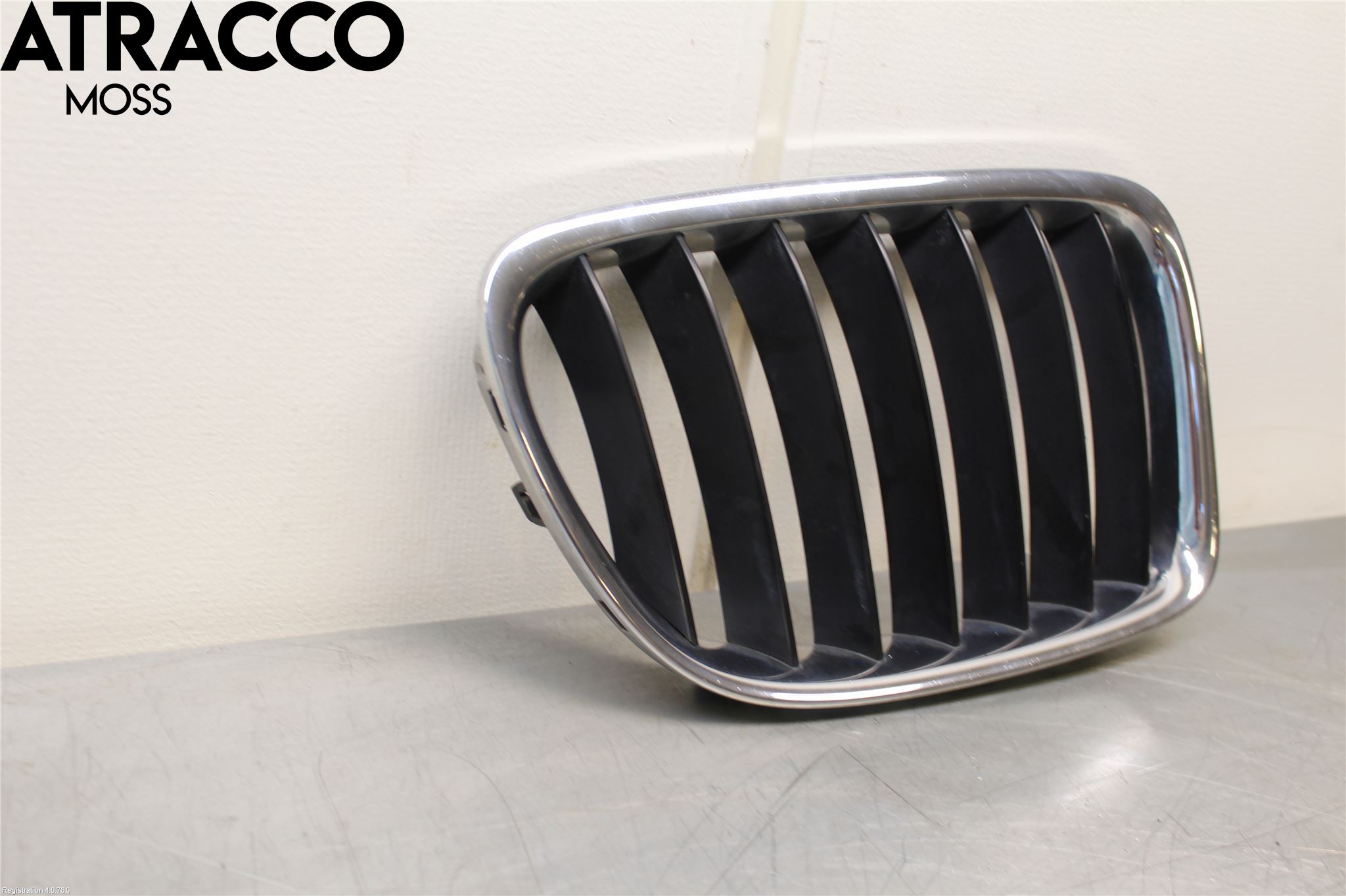 BMW X1 E84 10-15 Grilldel Høyre