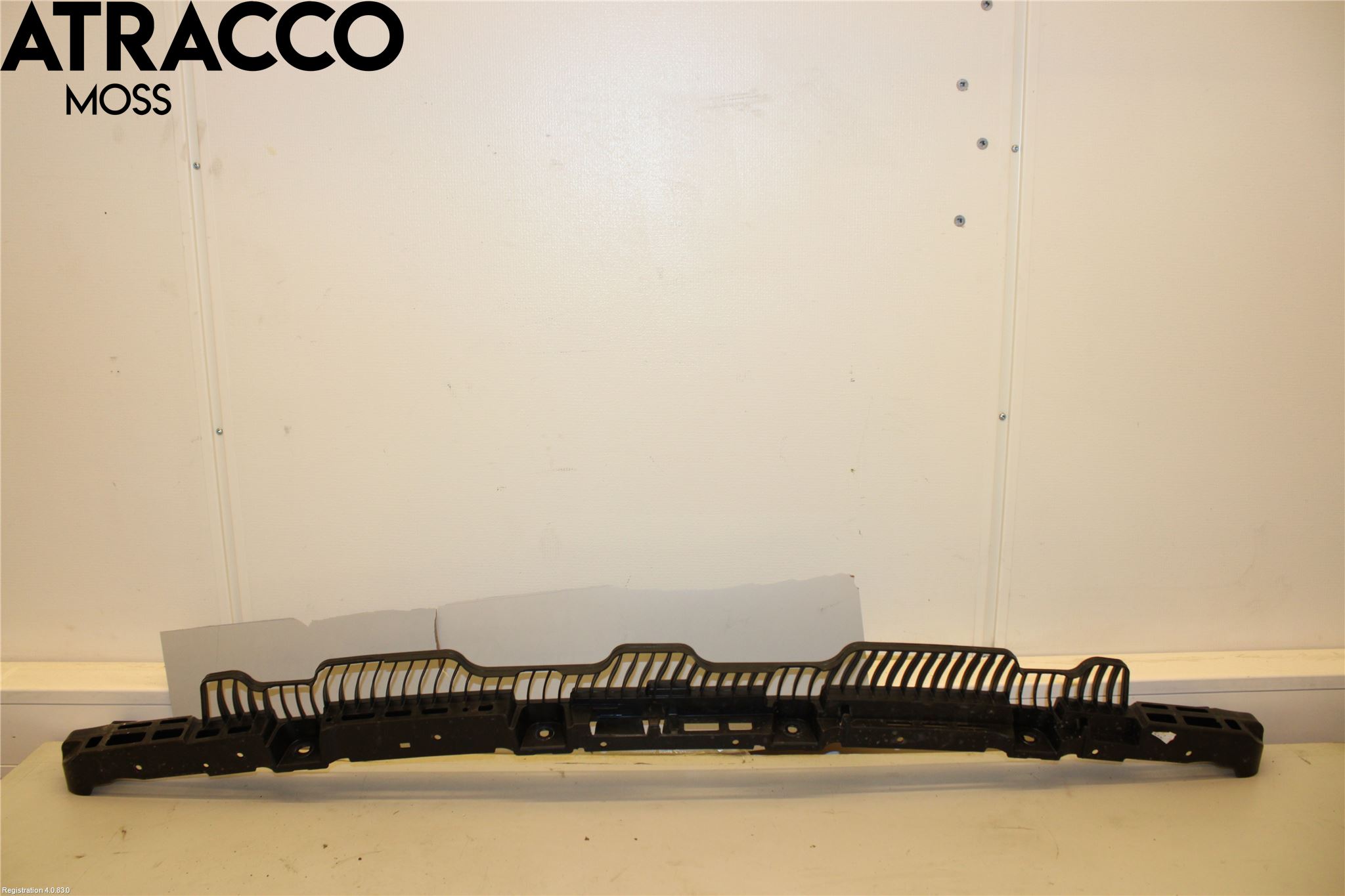 Volkswagen VW GOLF / E-GOLF VII 13-20 Støtfanger Bak Feste