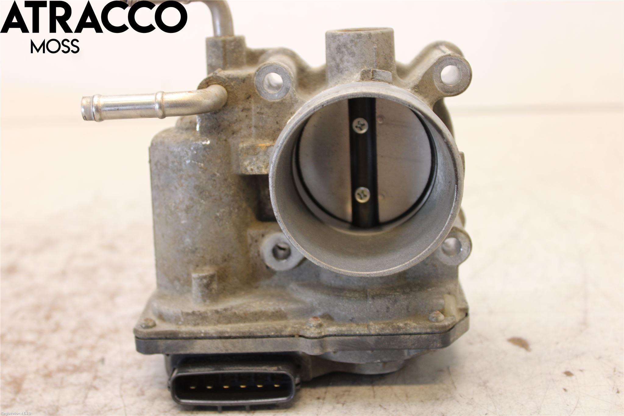 Toyota AURIS 10-12 Inns Spjeldhus