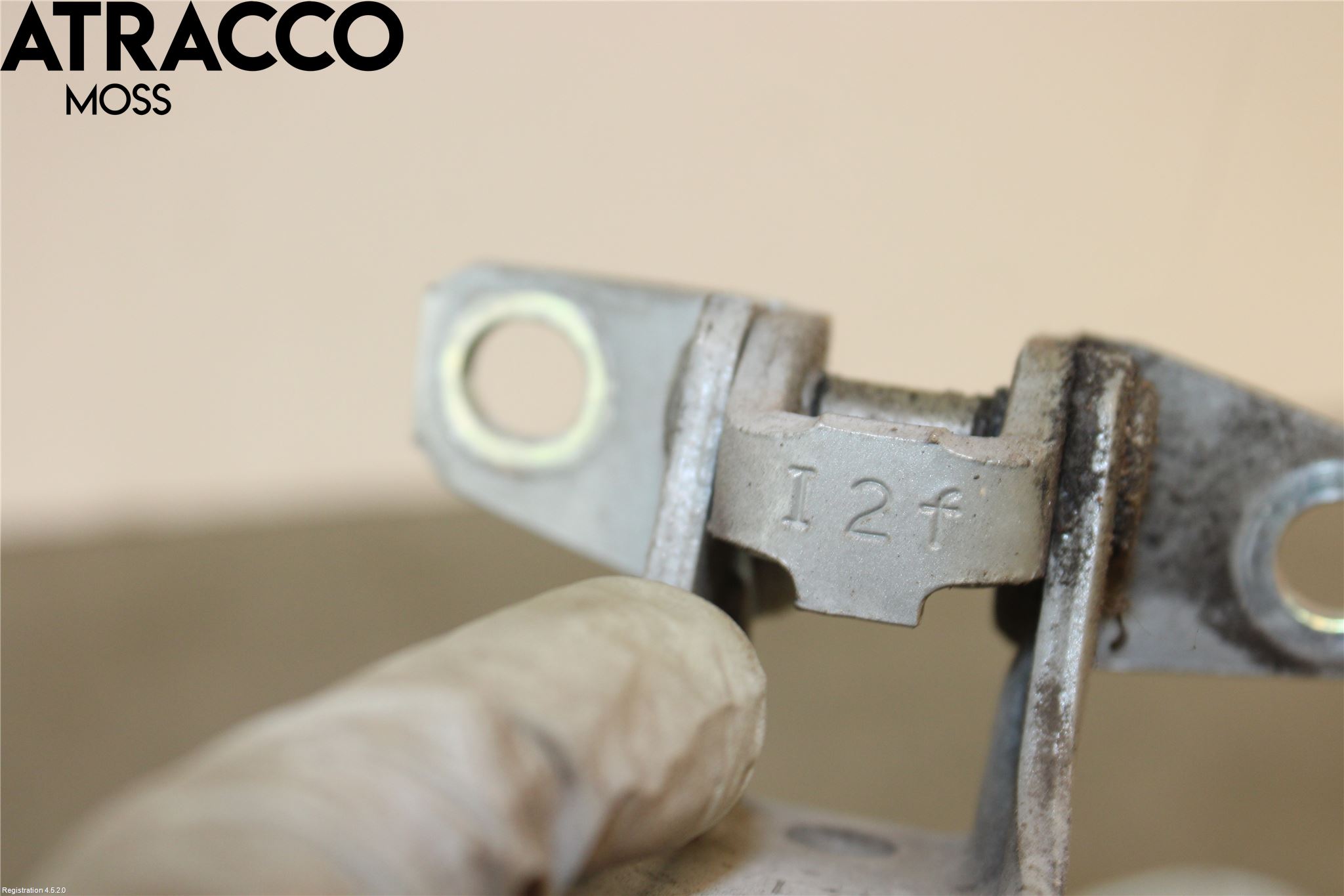 Mitsubishi OUTLANDER 07-12 Dørhengsel