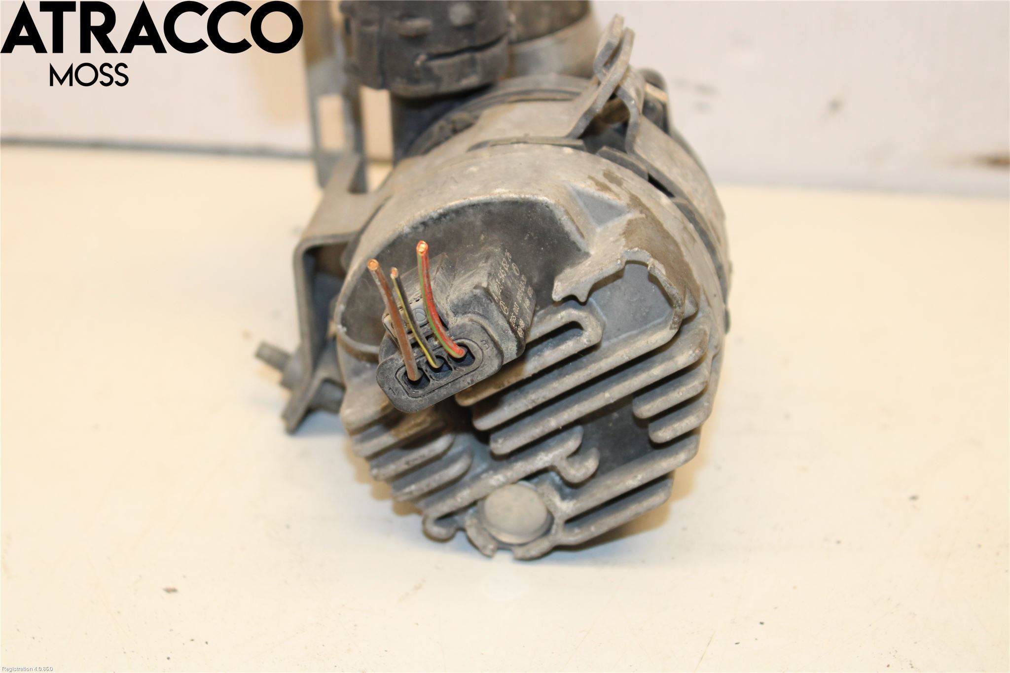 Mercedes-Benz MB C-KLASS (W205) 14-21 Vannpumpe
