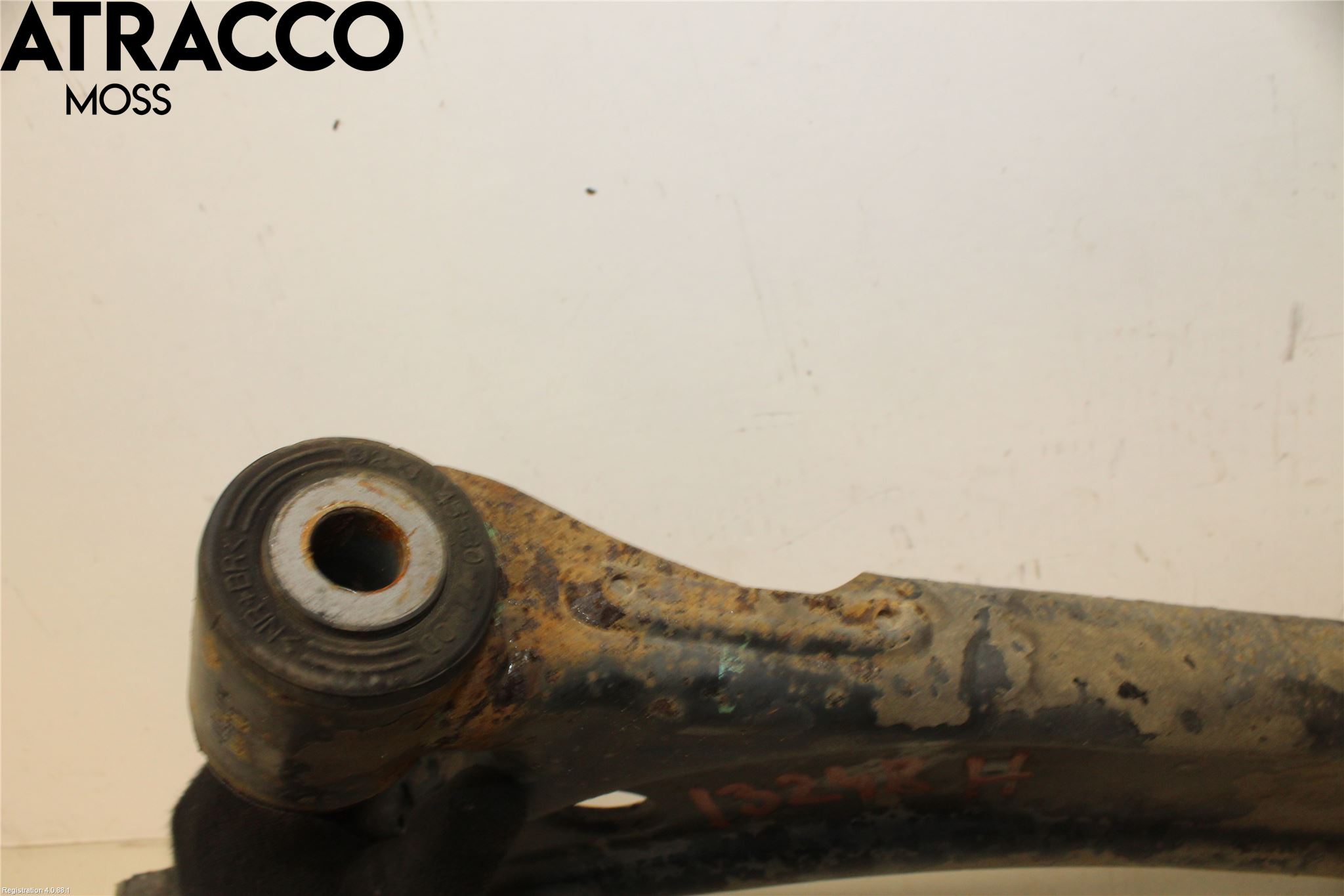 Suzuki SX4 S-CROSS 14-21 Bærearm Foran Høyre Nedre