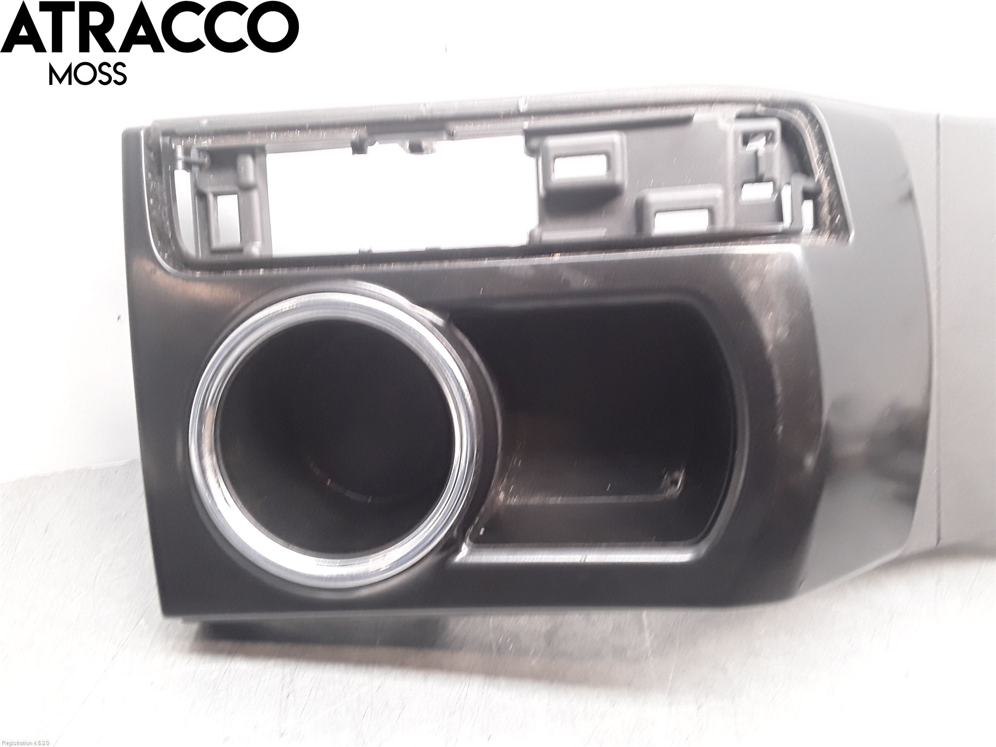 Toyota PRIUS+ ZVW40 12-20 Innr Koppholder