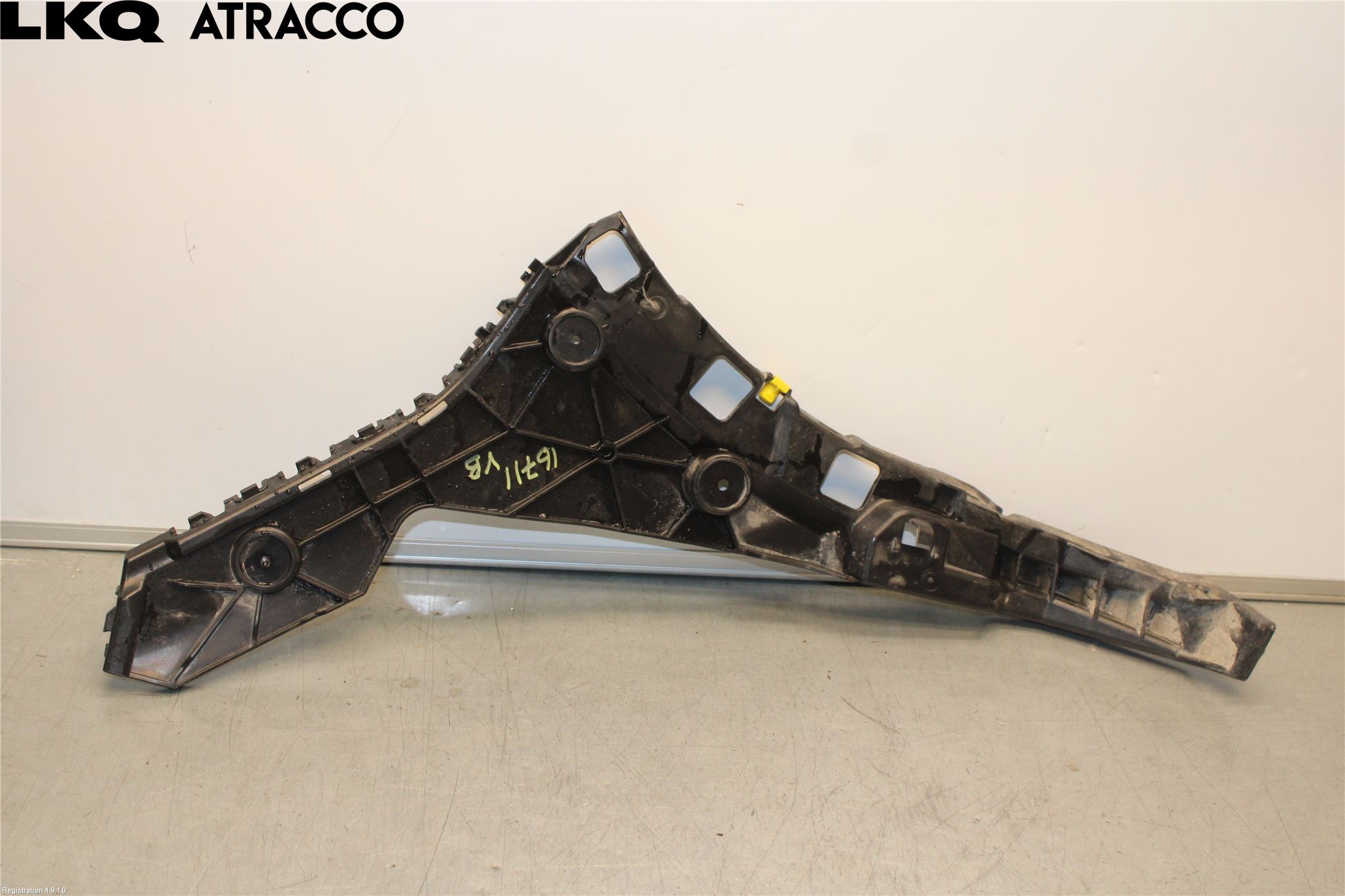 Audi Q4 E-TRON FZ 22- Støtfanger Bak Feste