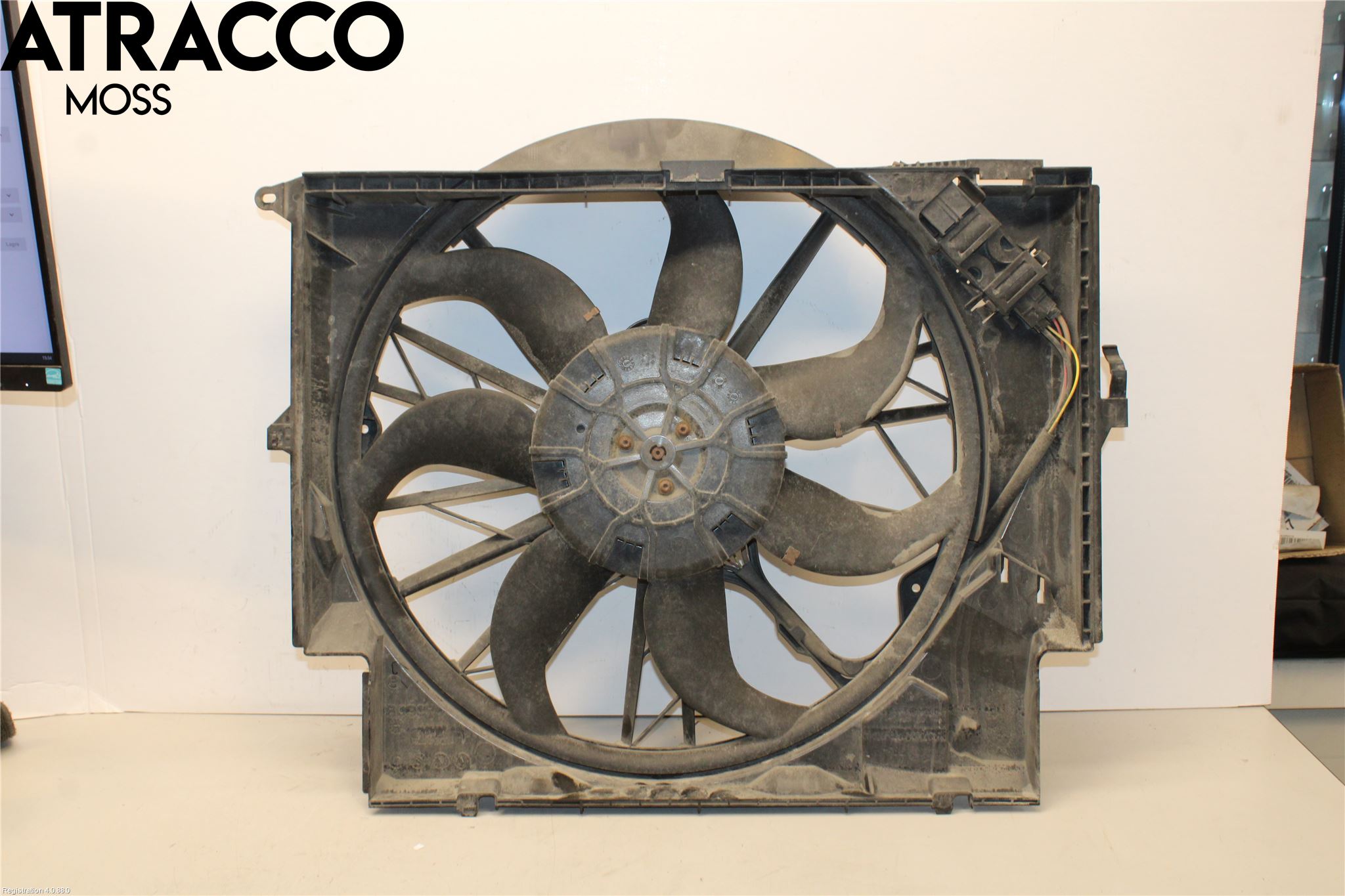 BMW X1 E84 10-15 Kjølevifte Elektrisk