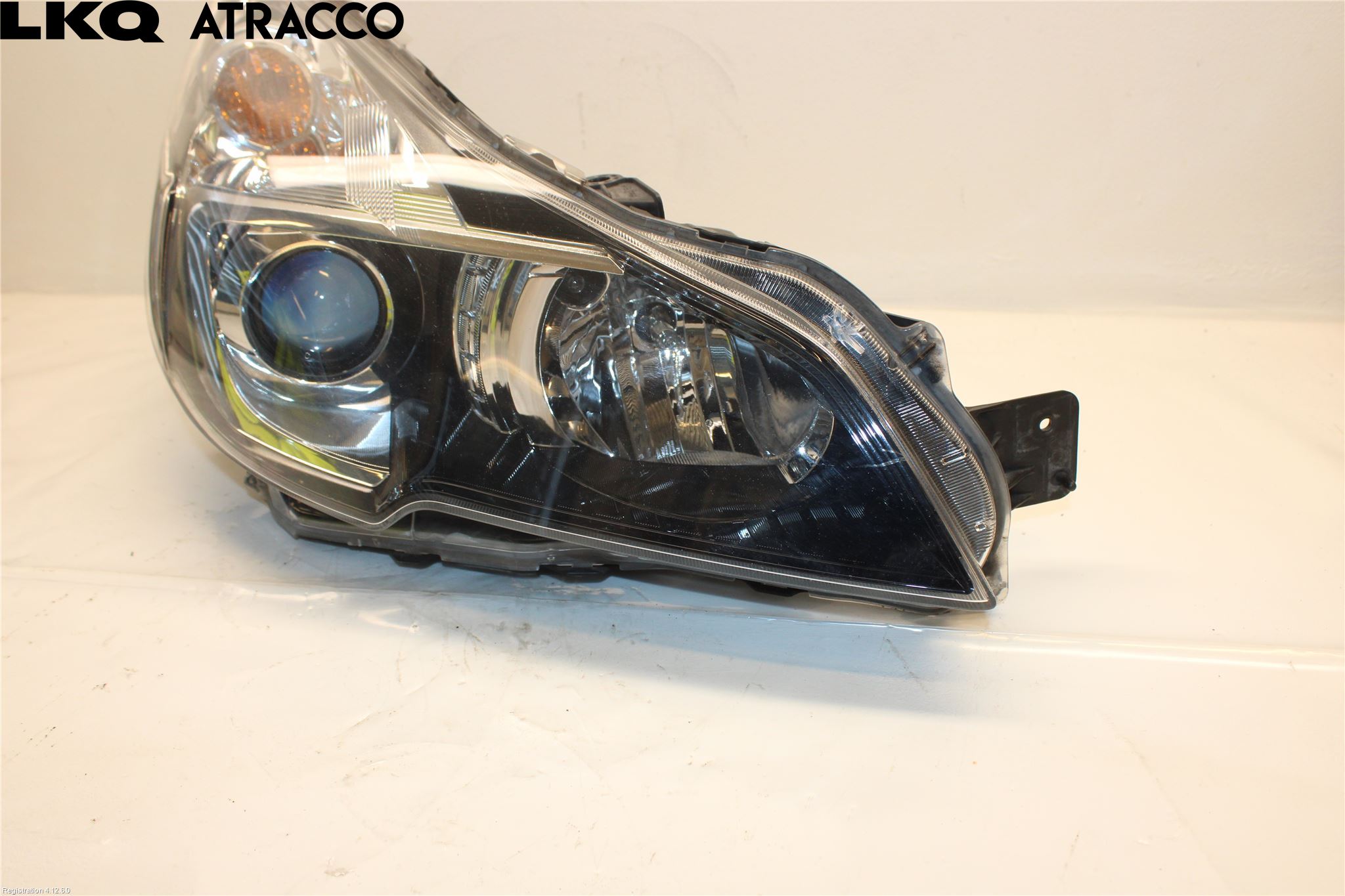 Subaru OUTBACK 10-15 Frontlykt Høyre