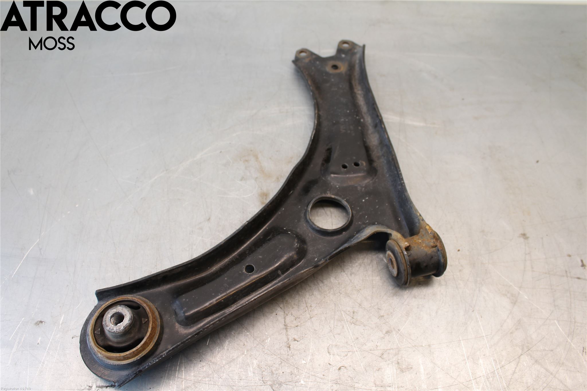 Volkswagen VW CADDY 16-20 Bærearm Foran Høyre Nedre