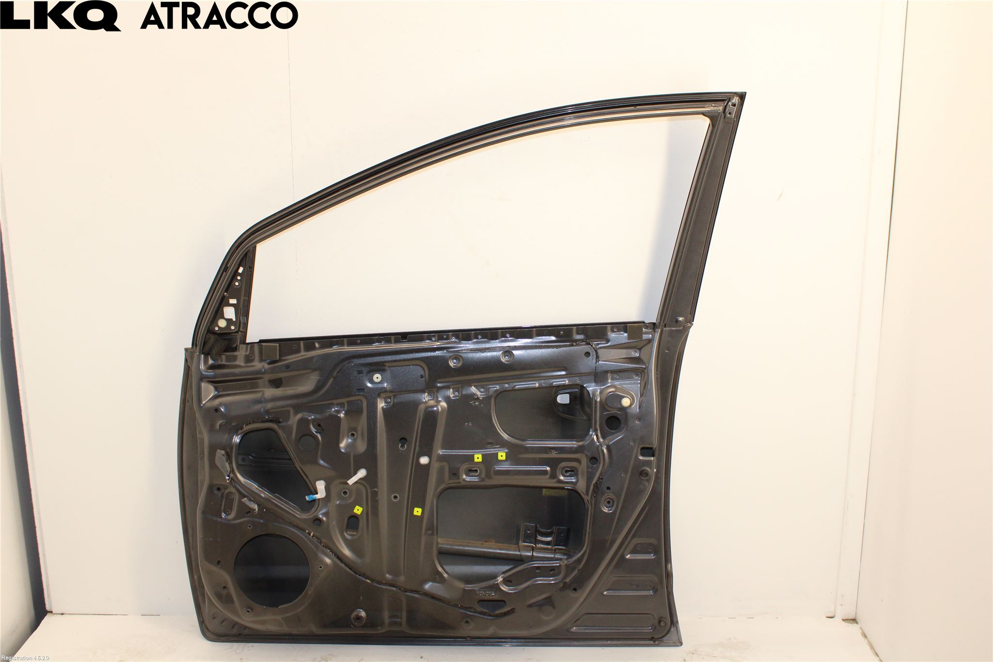 Toyota PRIUS NWH20 04-08 Dør 4D Foran Høyre