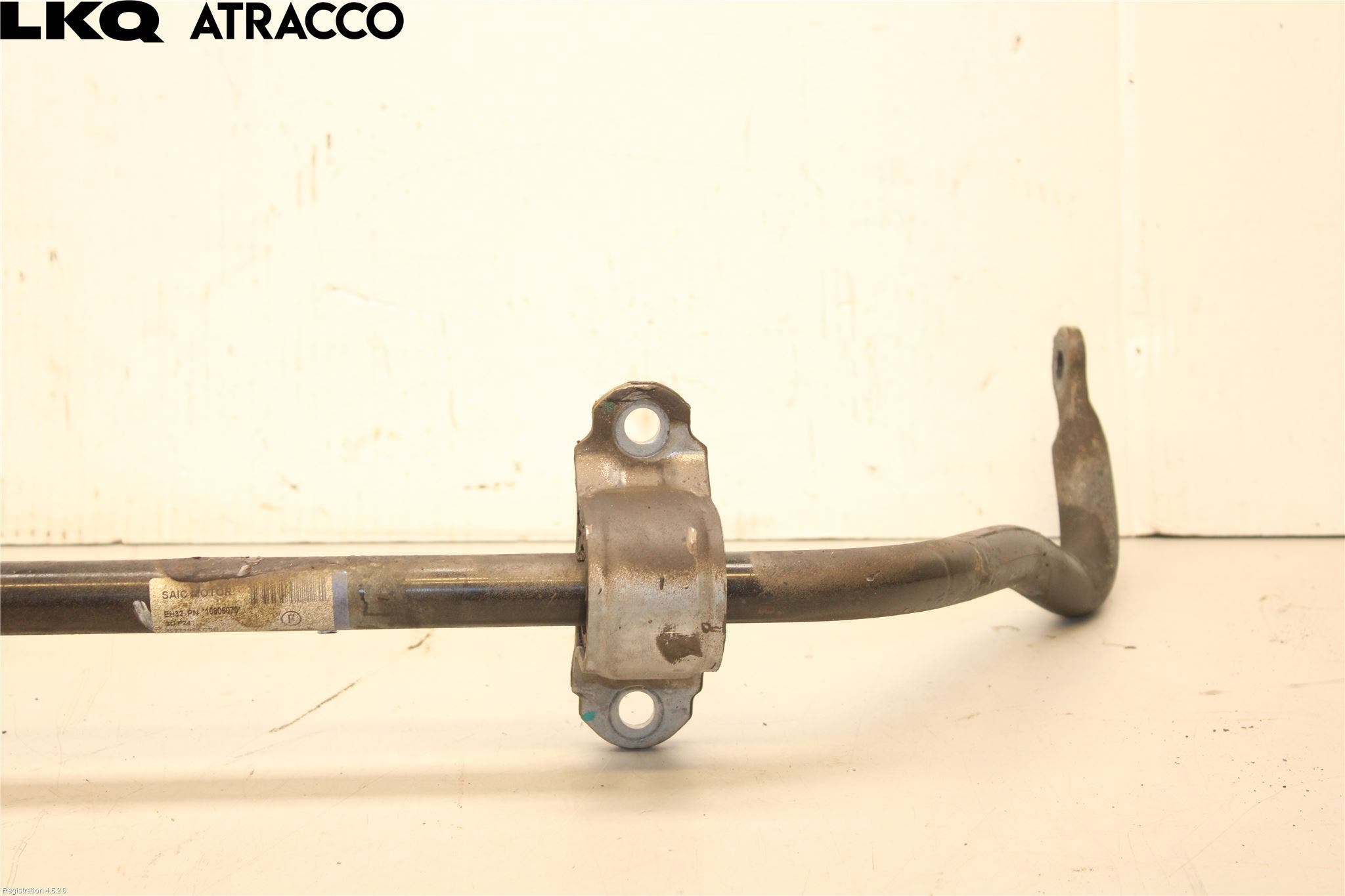 MG 4 23- Stablisatorstag Foran