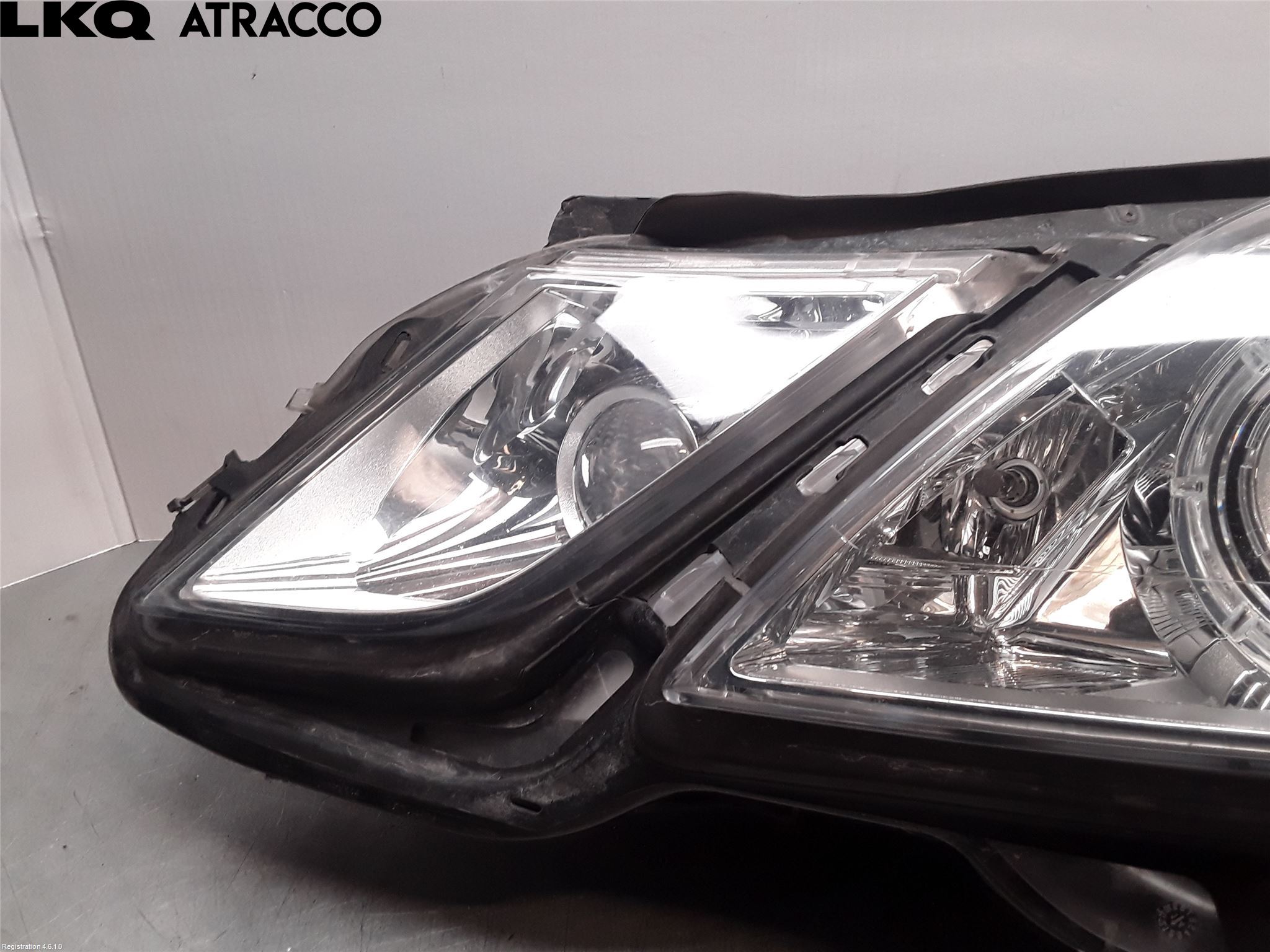 Mercedes-Benz MB E-KLASS (W212) 09-16 Frontlykt Venstre