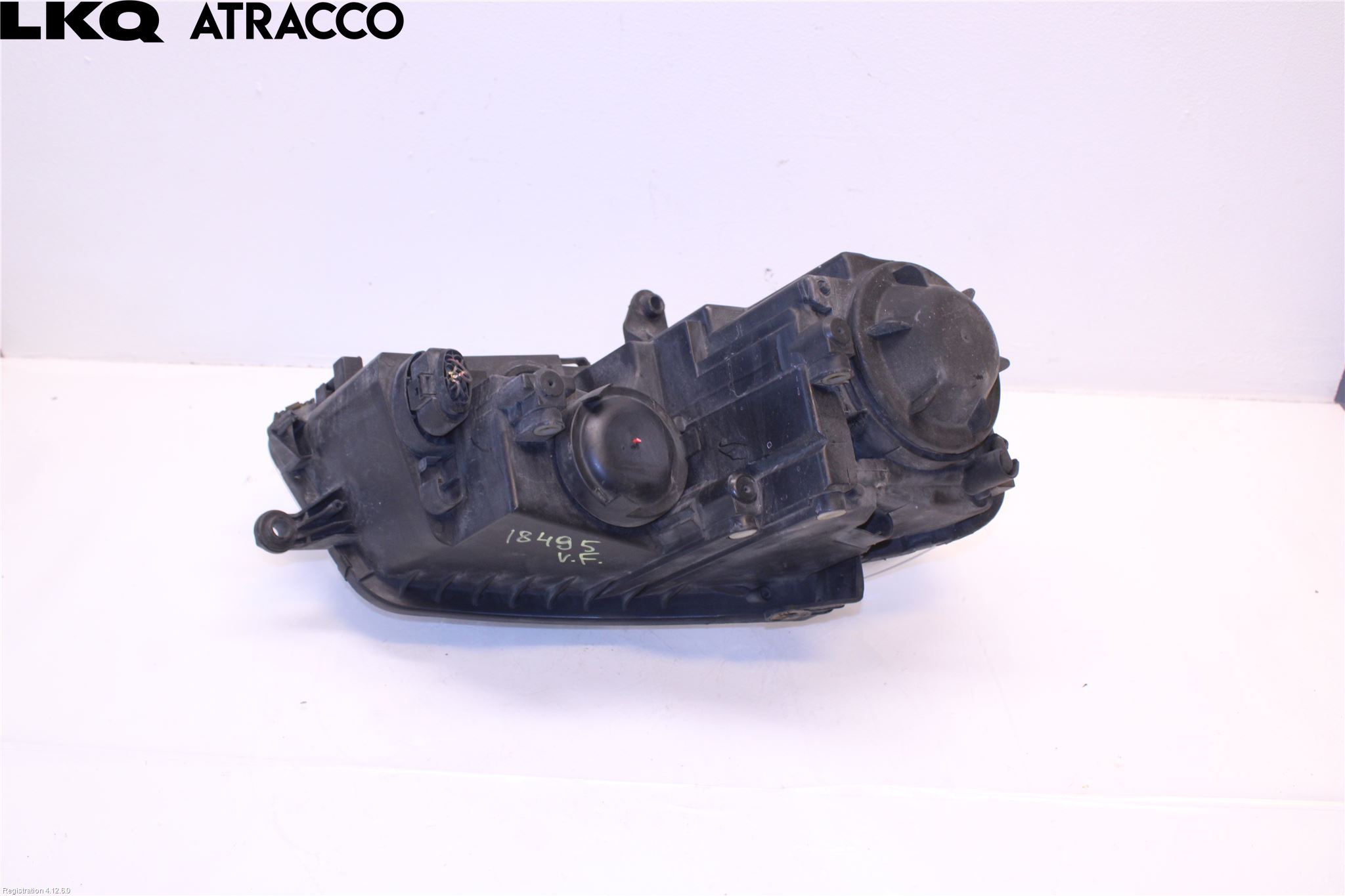 Volkswagen VW TOURAN 03-10 Frontlykt Venstre