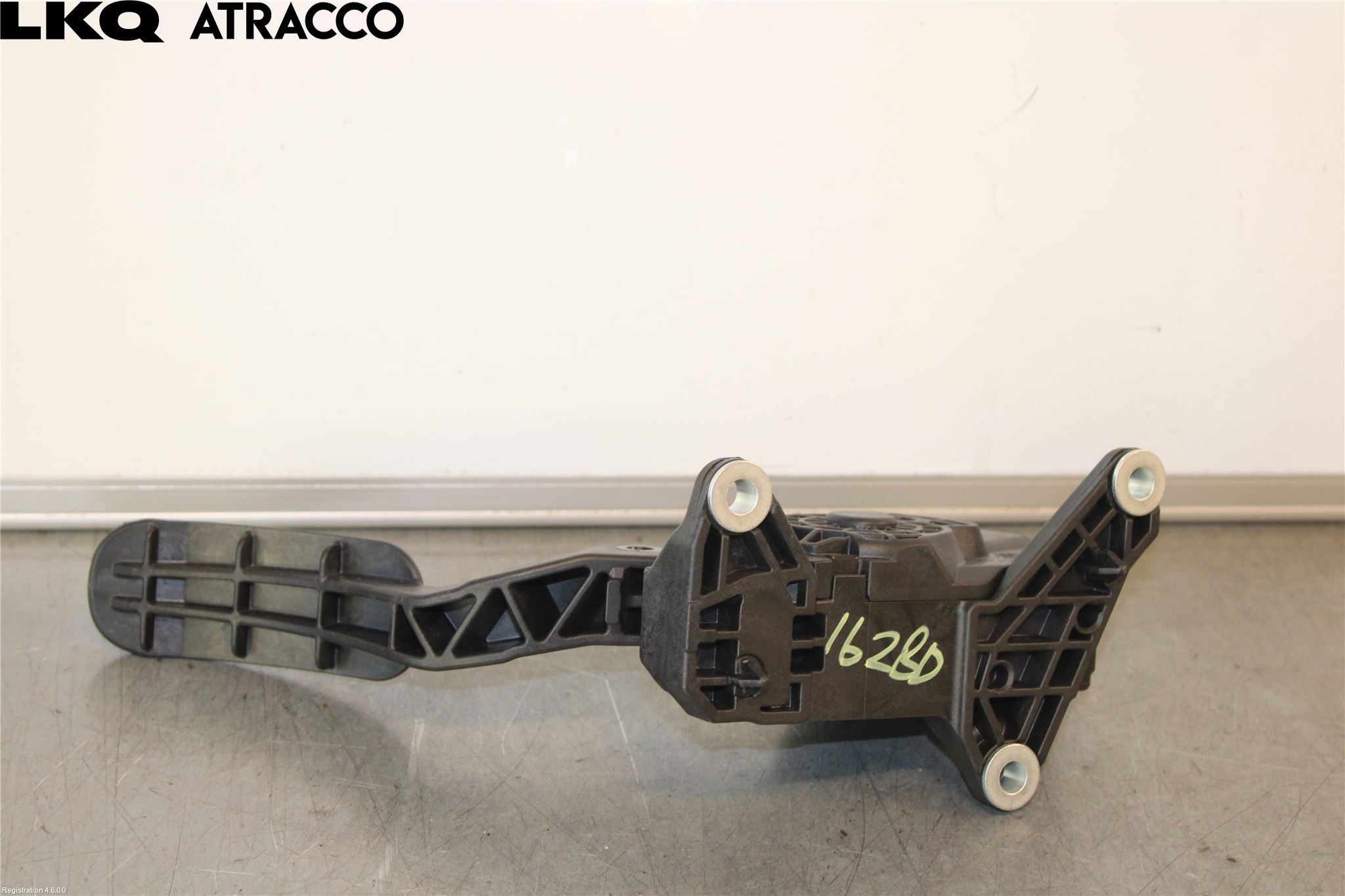 Toyota YARIS XP21 20- Gasspedal