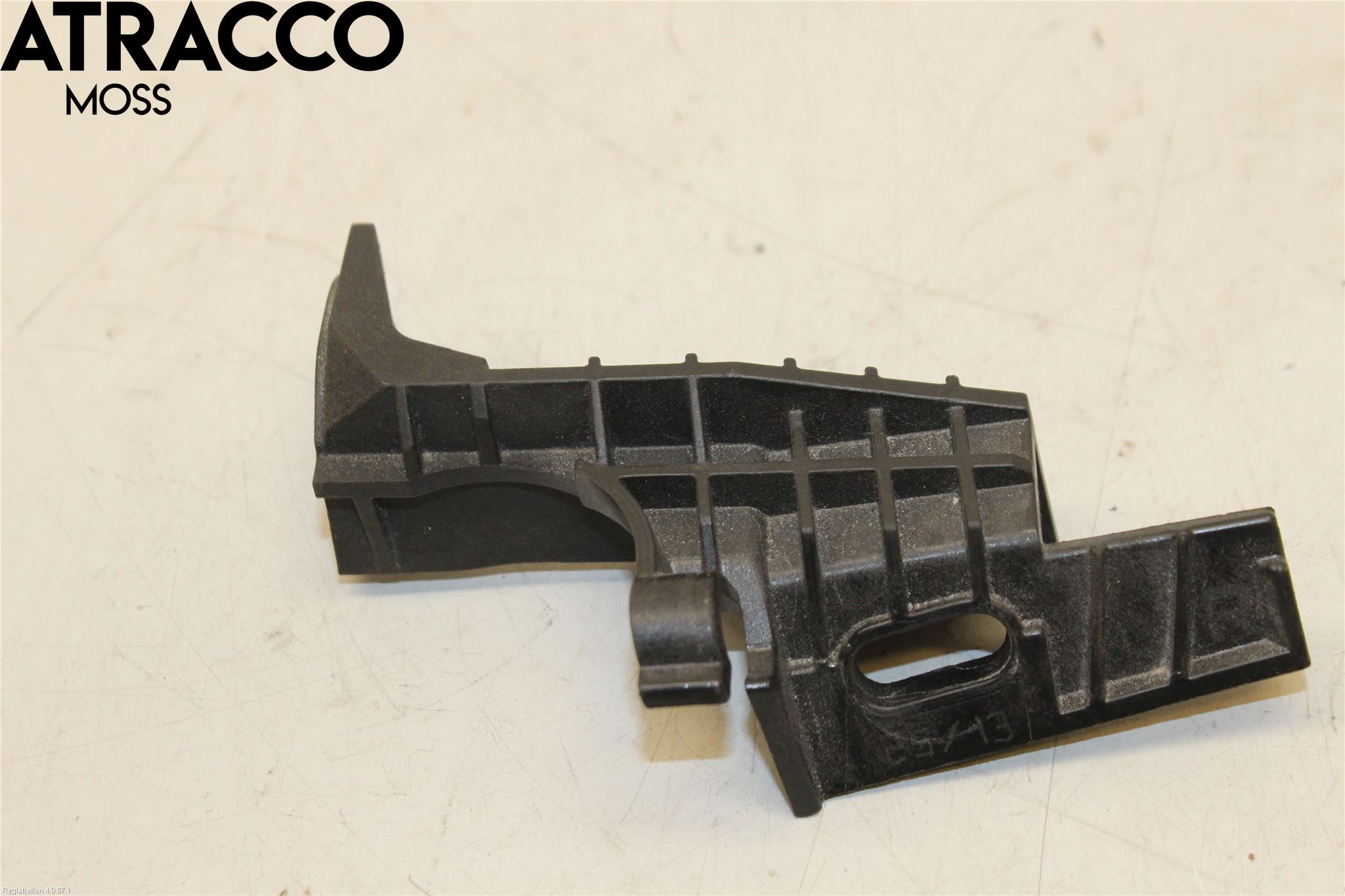 BMW 3 GT F34 13-19 Frontlykt Holder-Feste