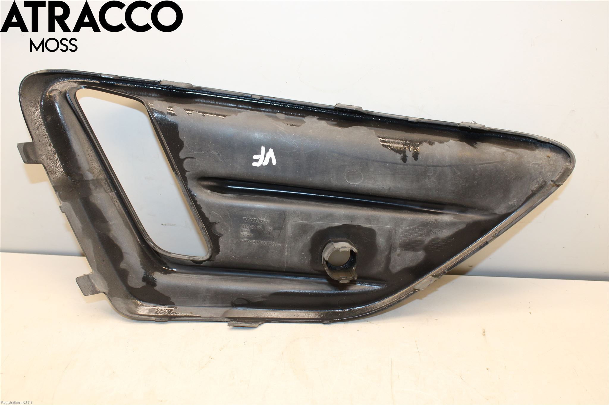 Volvo XC60 14-17 Grilldel Venstre