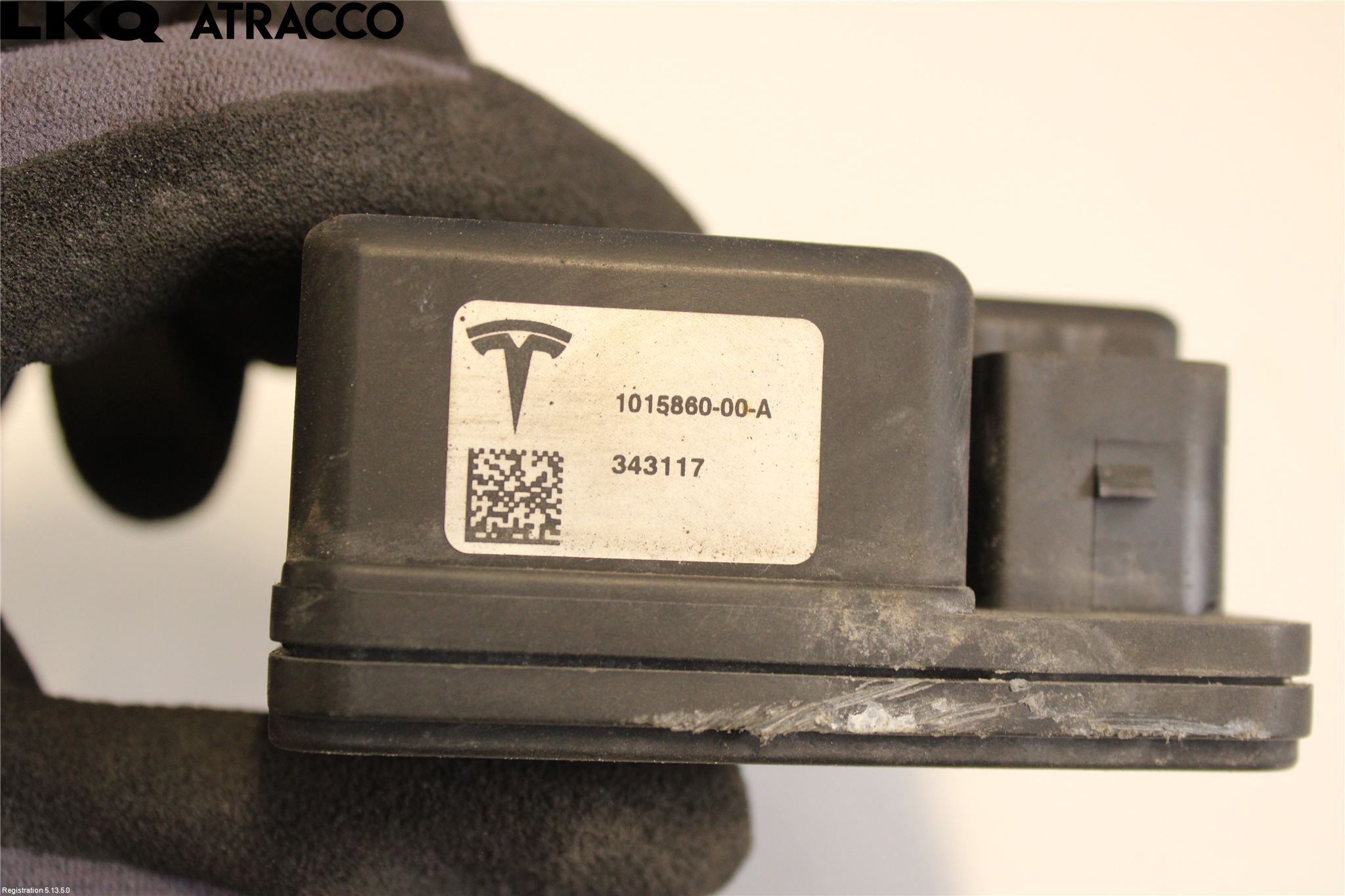 Tesla MODEL S 13- Bilalarm