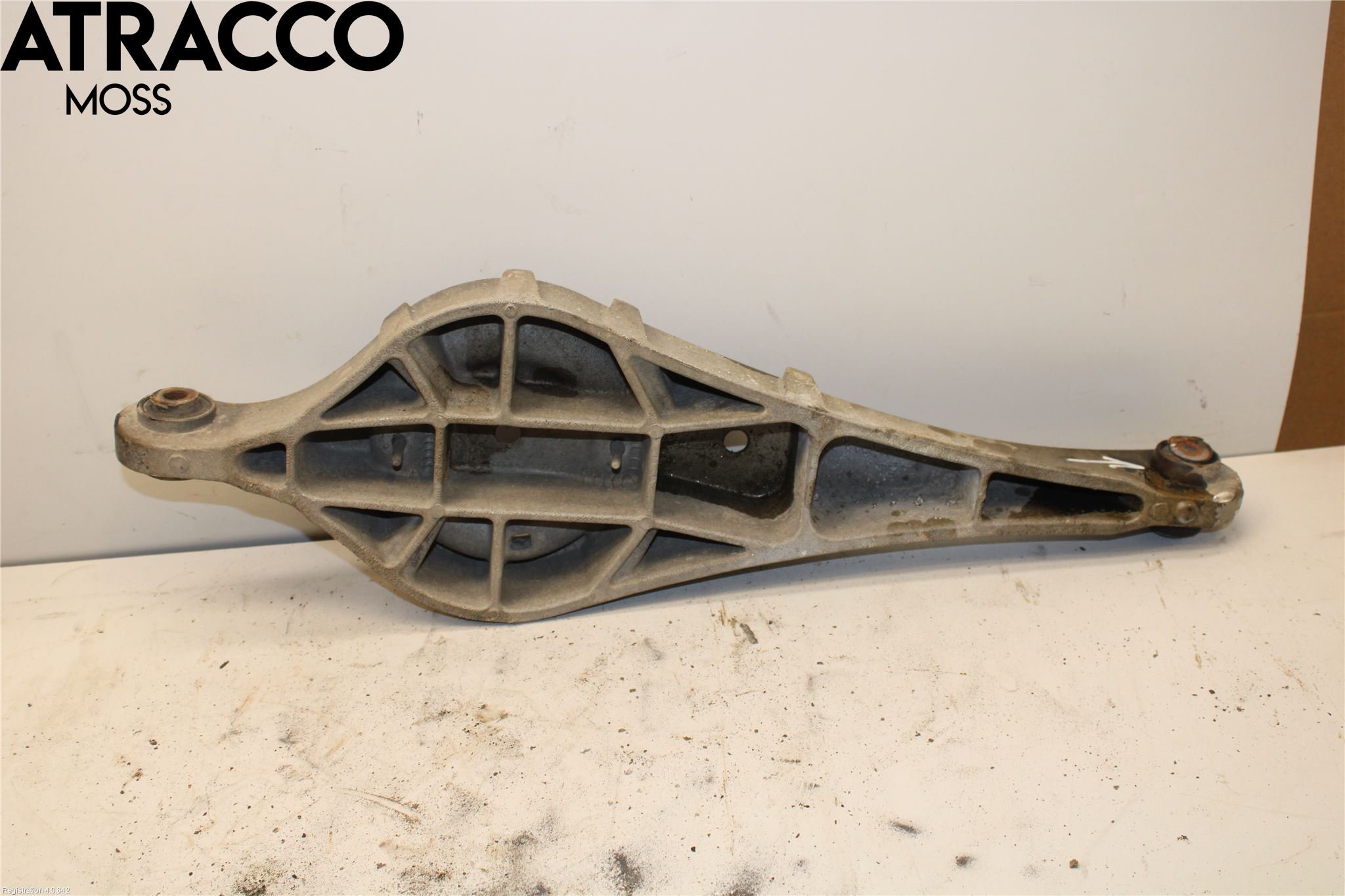 Volvo XC70 08-13 Bærearm Bak Høyre