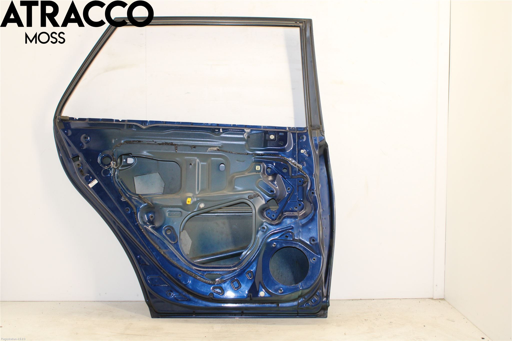 Toyota AVENSIS 03-06 Dør 4D Bak Venstre