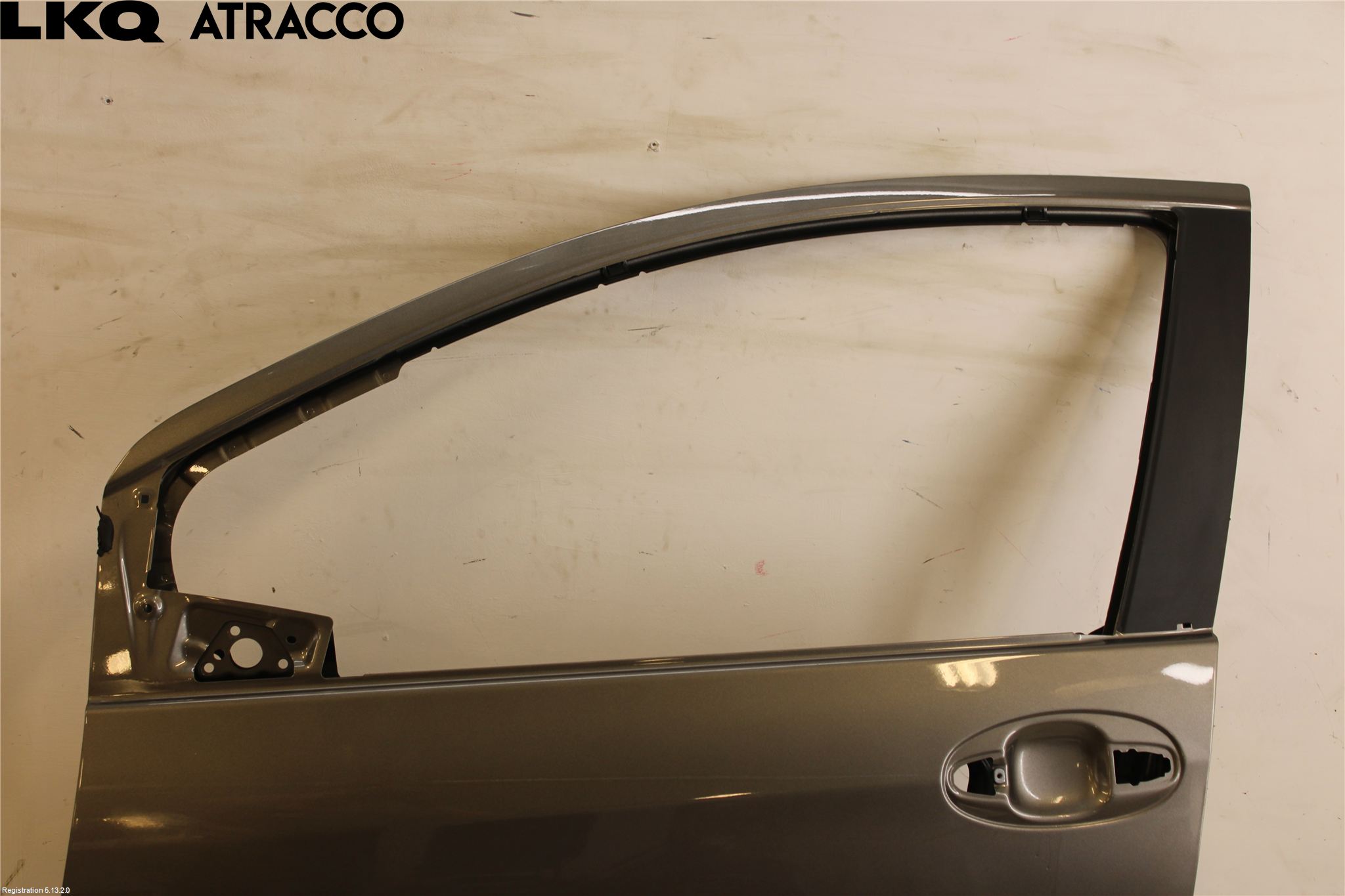 Toyota YARIS XP130 15-20 Dør 4D Foran Venstre