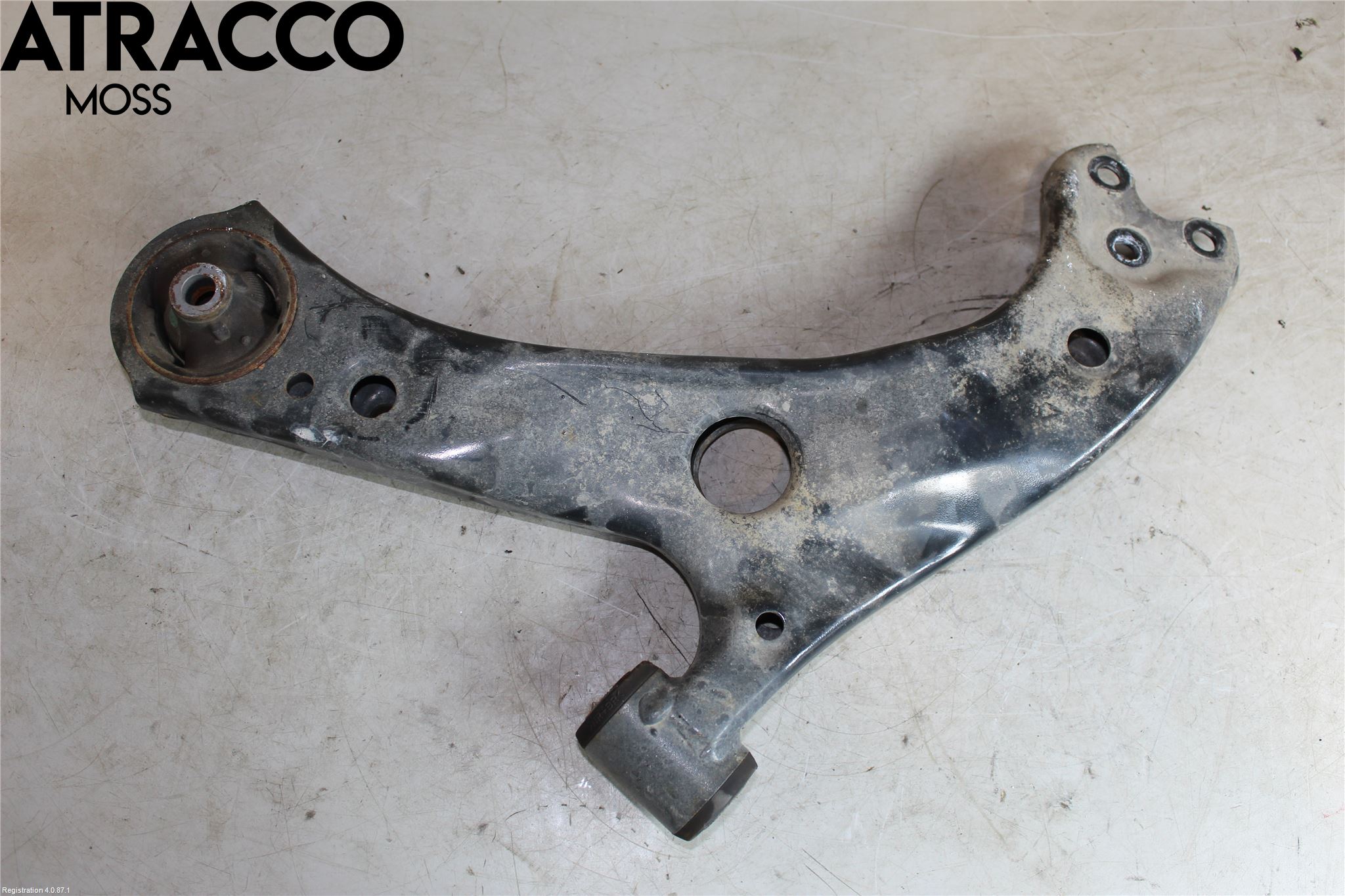 Toyota COROLLA 19- Bærearm Foran Venstre Nedre