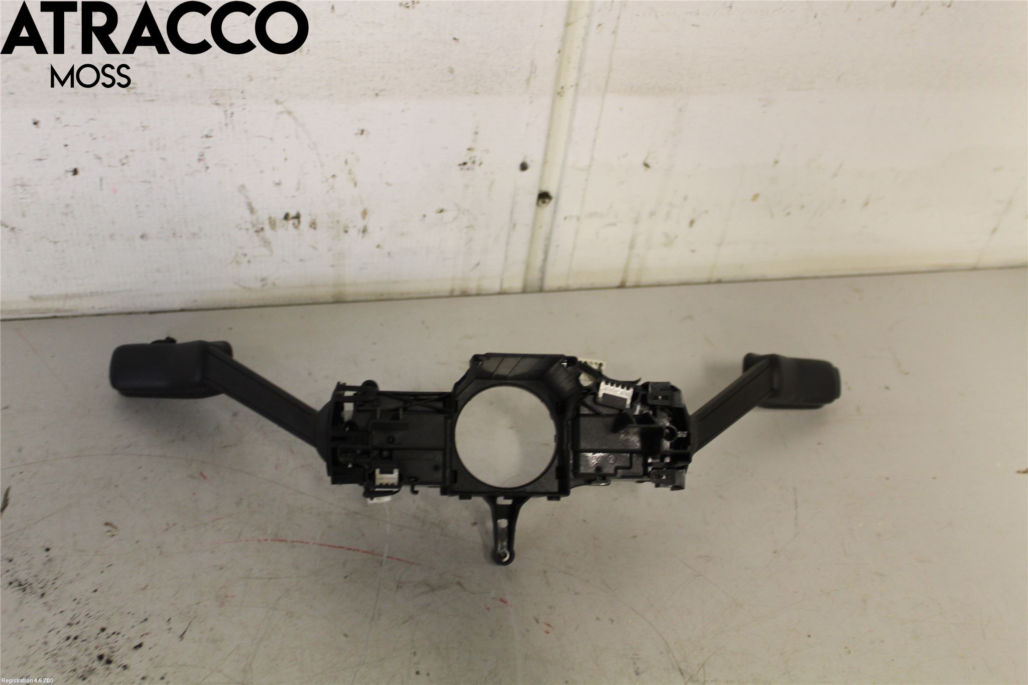 Volkswagen VW GOLF / E-GOLF VII 13-20 Bryter Ratt Kombi H Og V