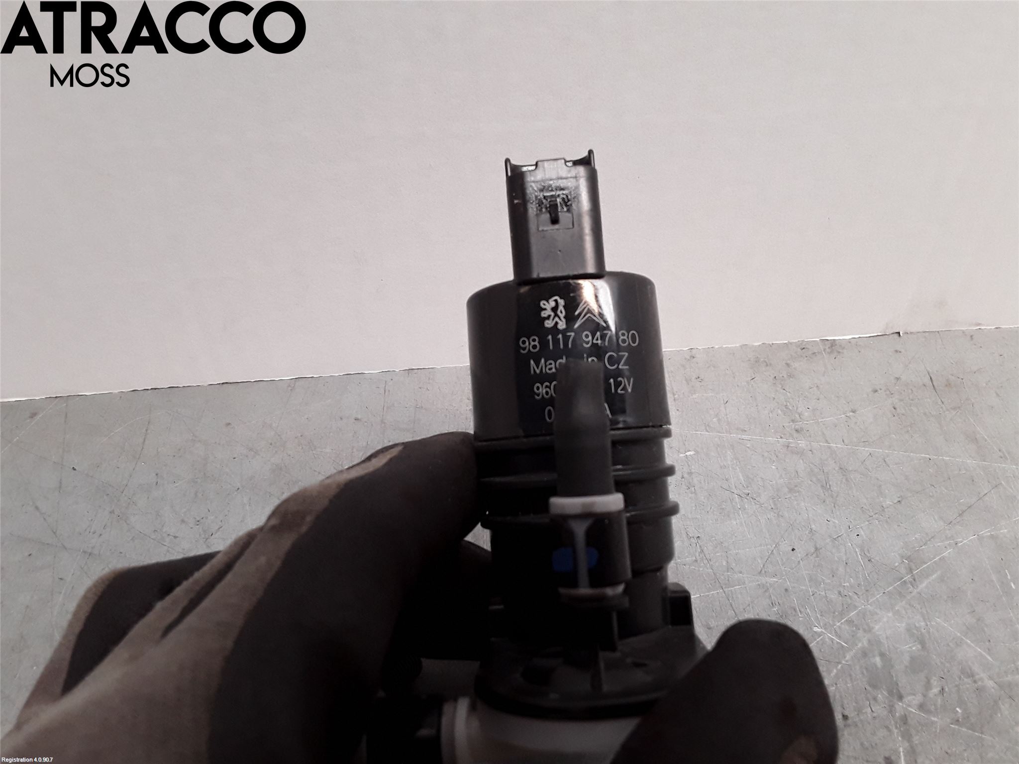 Toyota PROACE II 16- Spylerpumpe Frontrute