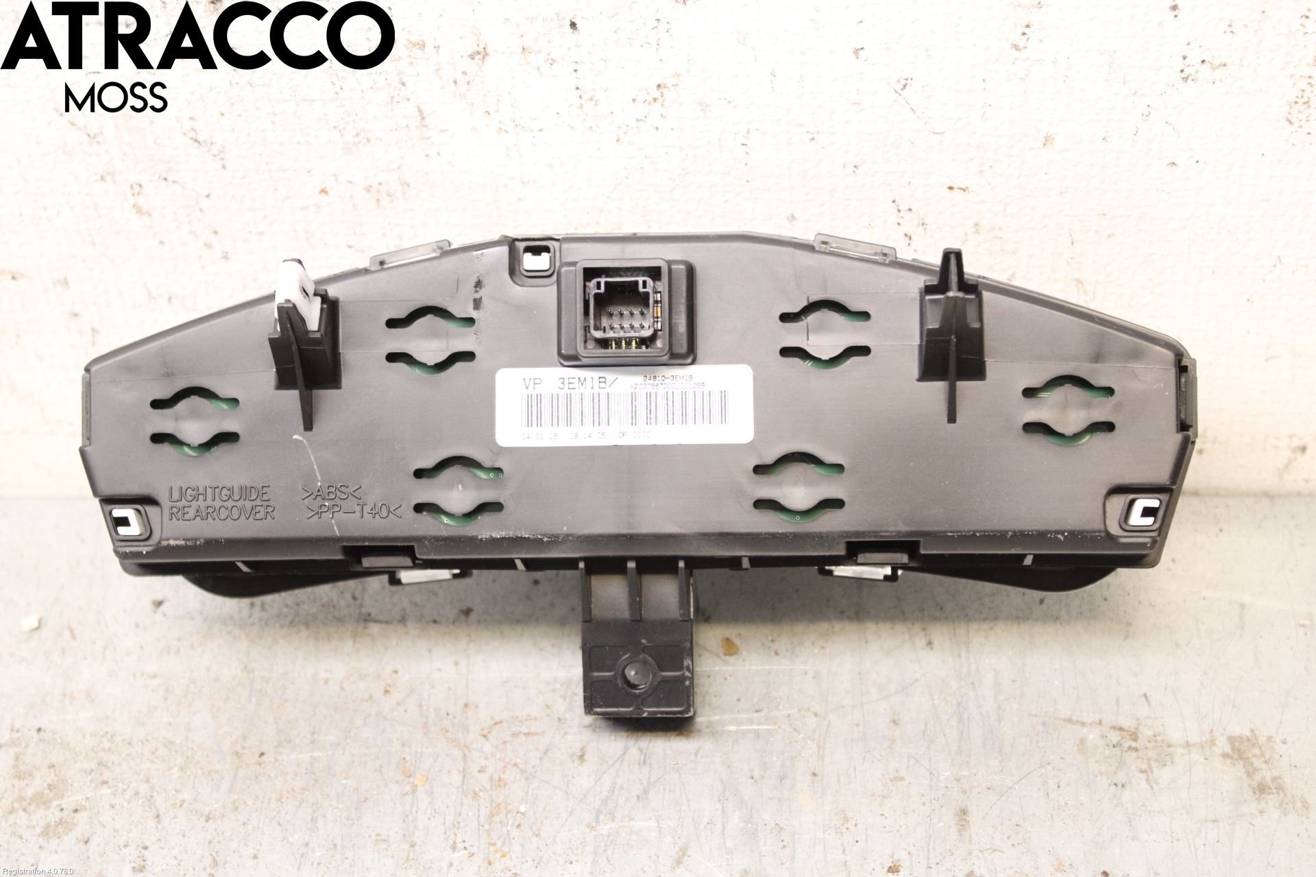 Nissan LEAF 11-17 Instr Kombinert