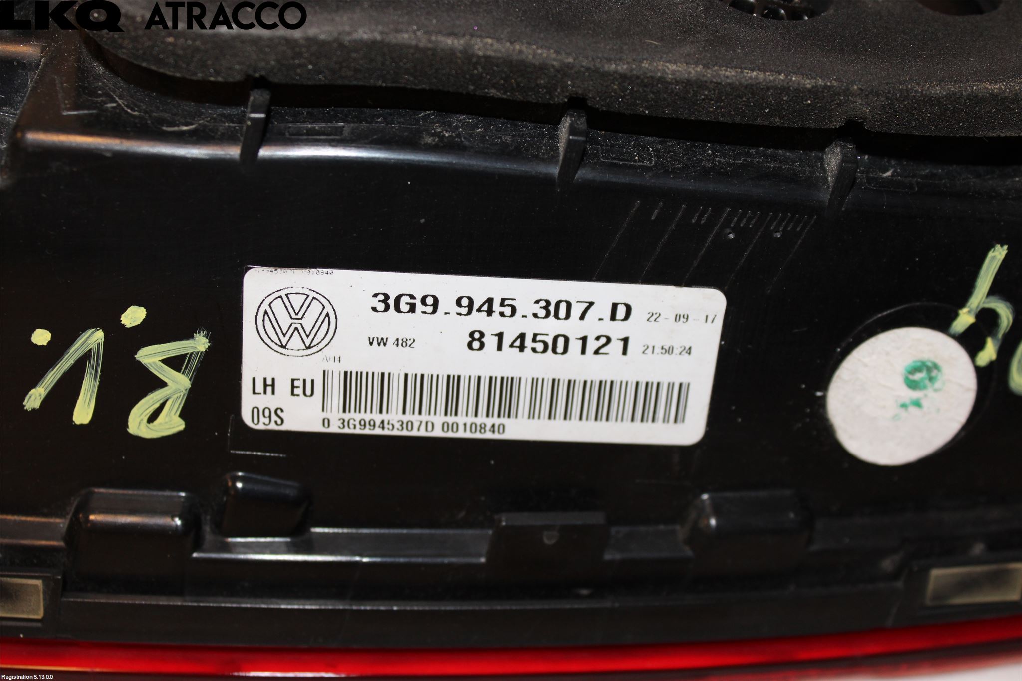 Volkswagen VW PASSAT 15-19 Baklykt Venstre  På Luke(Indre