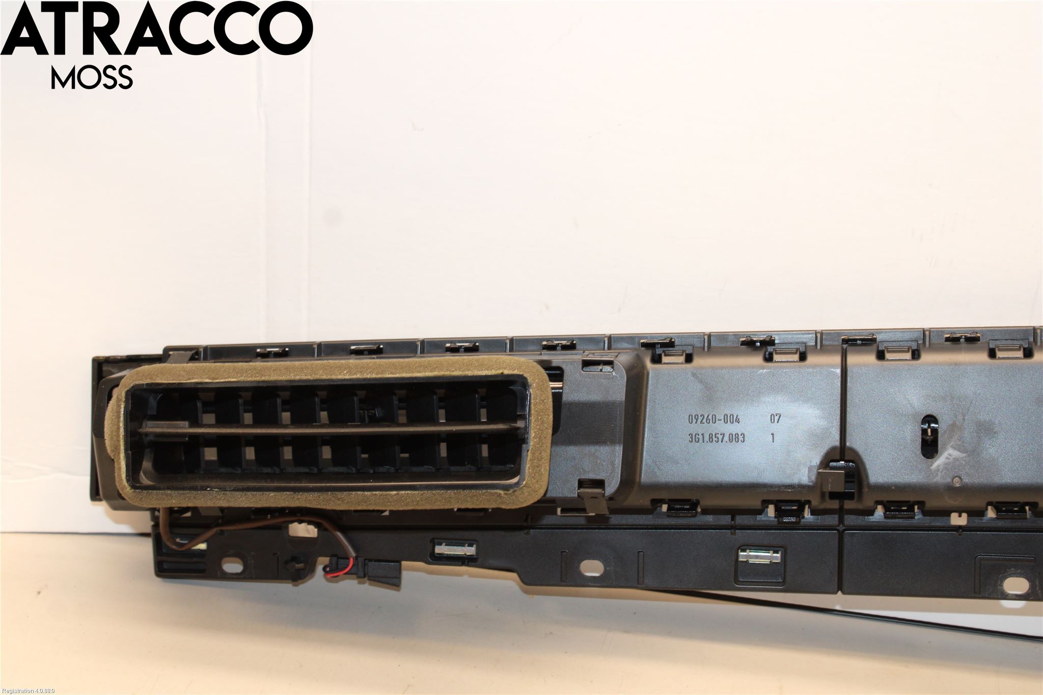 Volkswagen VW PASSAT 15-19 Dashbord Kanal - Dyse