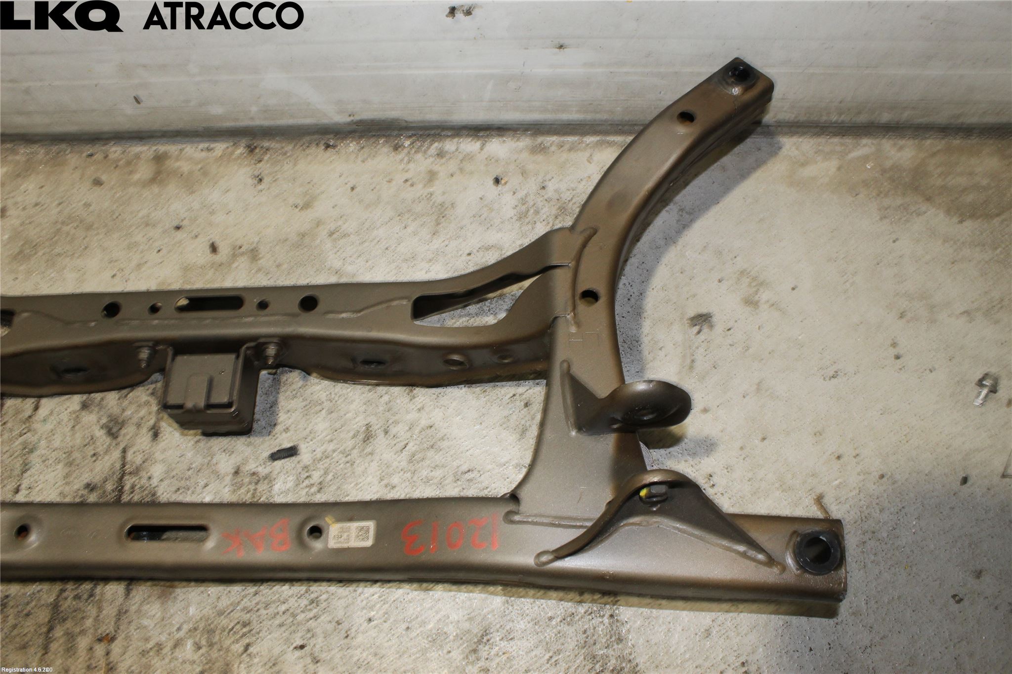 Hyundai KONA/ELECTRIC OS 18-23 Bakaksel Feste Travers-Ramme