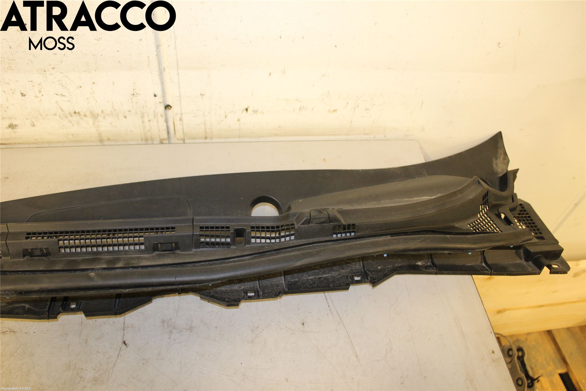 Nissan LEAF 11-17 Visker Deksel-Grill-Under Frr