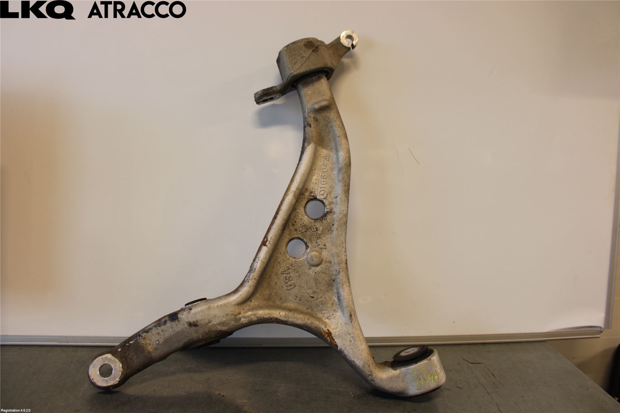 Mercedes-Benz MB ML/GLE-KLASS (W166) 12-18 Bærearm Foran Høyre Nedre