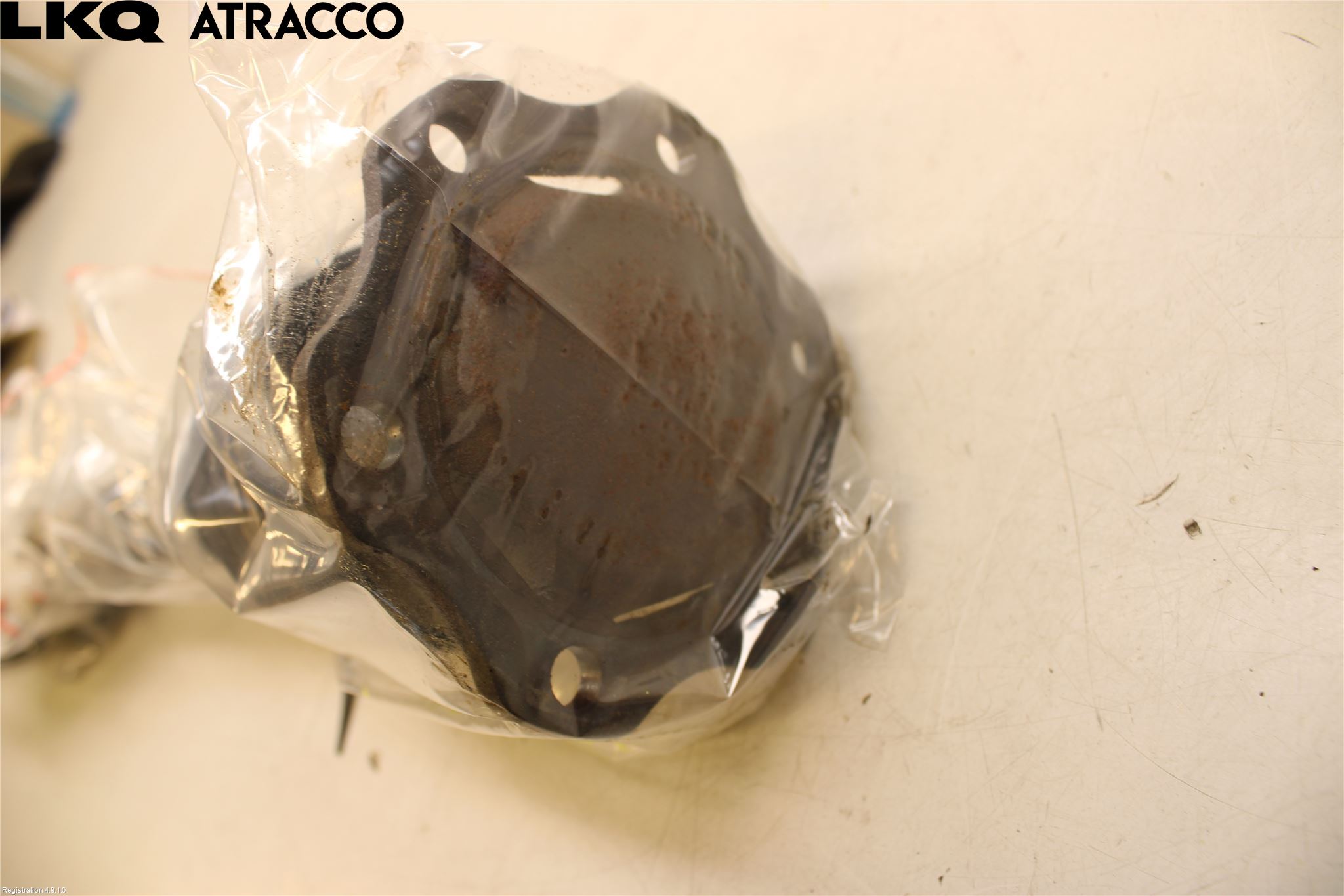 Audi A6 ALLROAD 12-18 Drivaksel Foran Kompl Venstre