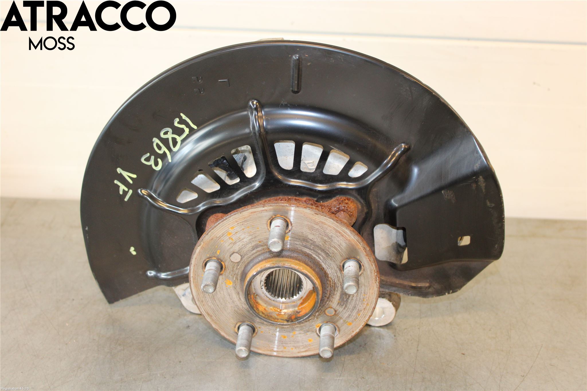 Toyota RAV4 19- Spindel Vf