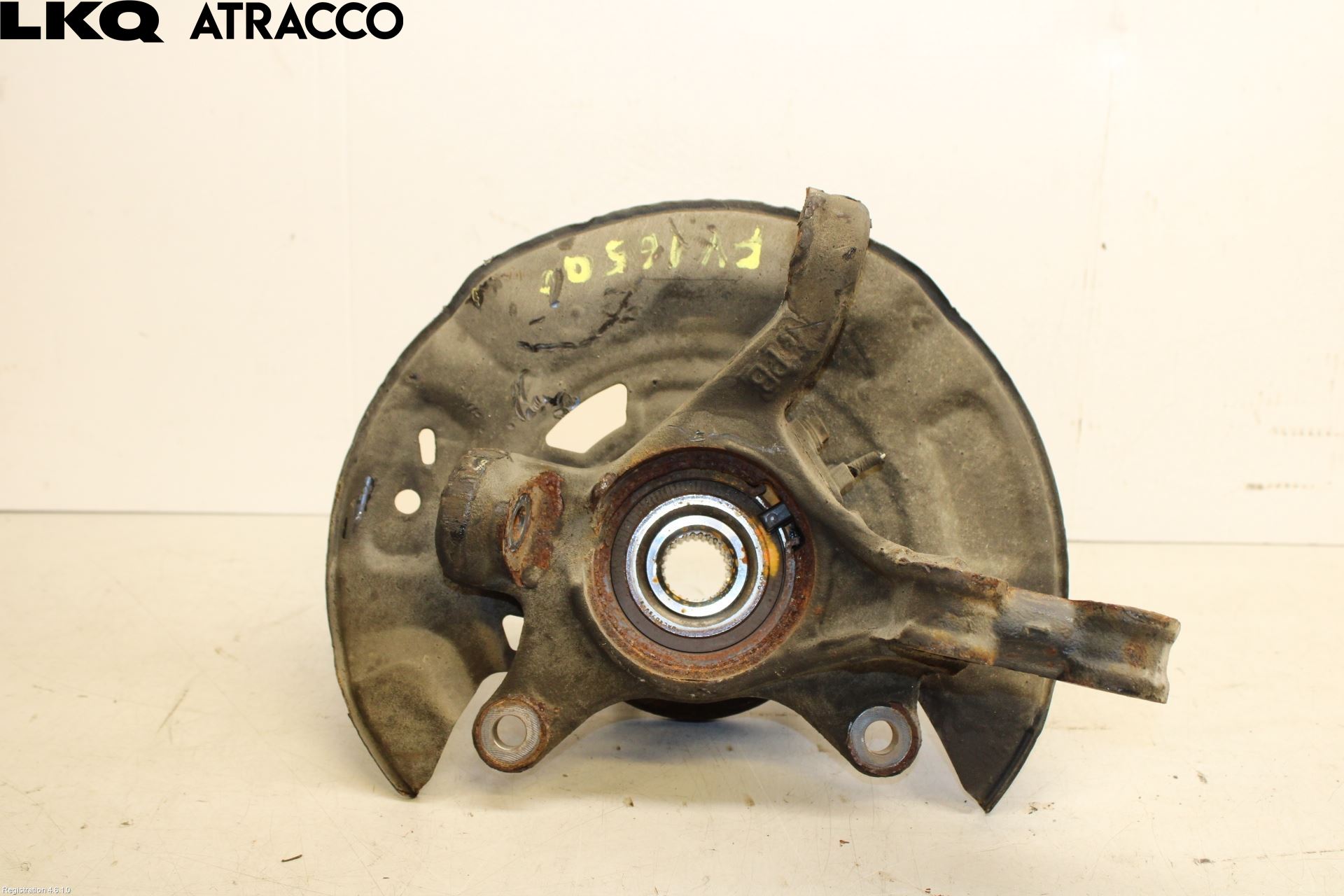 Toyota YARIS XP130 15-20 Spindel Vf