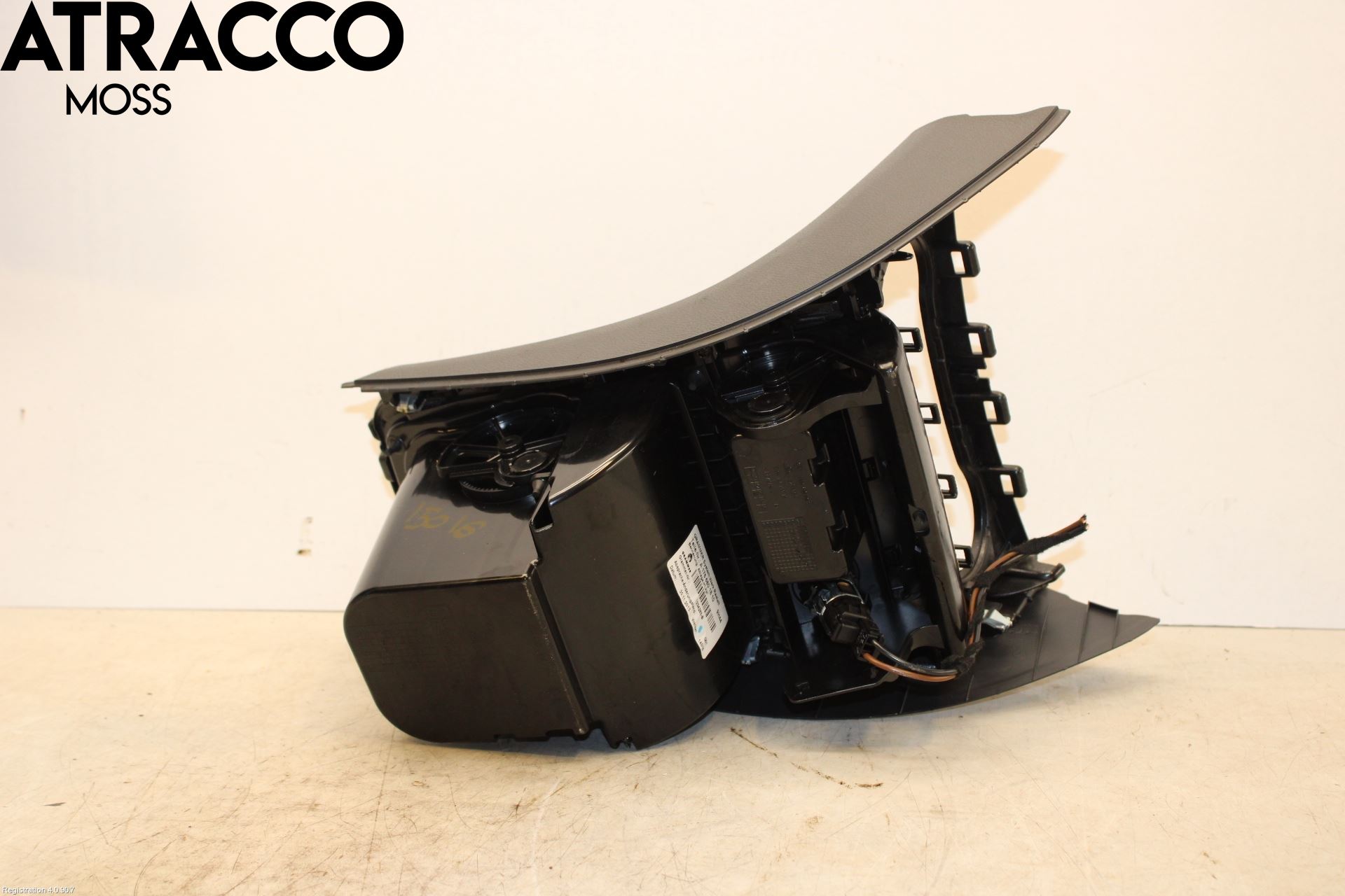 Mercedes-Benz MB CLA-KLASS (C117/X117) 13-19 Innr Koppholder