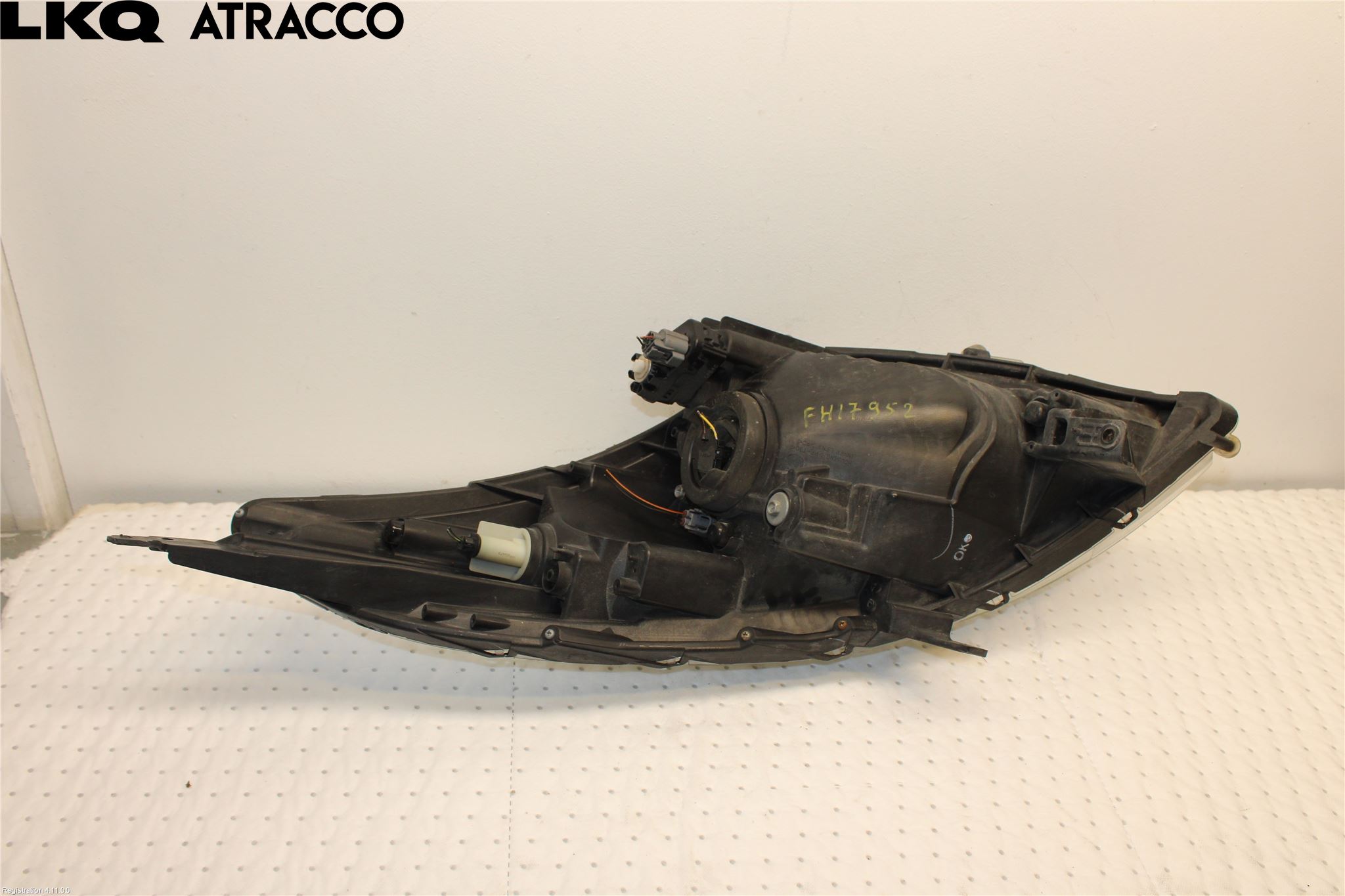 Suzuki SWIFT 11-16 Frontlykt Høyre